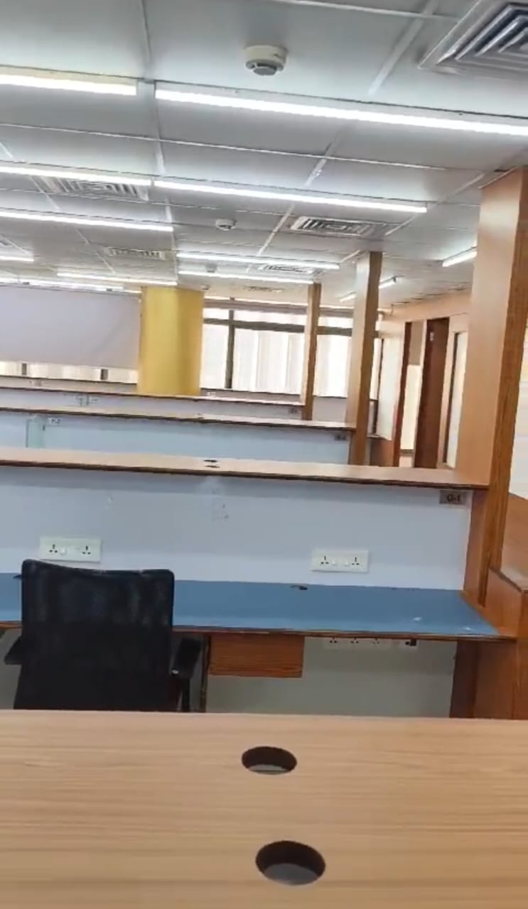 2753 Sq. Ft. Commercial Office for Rent in Prahladnagar Ahmedabad - Media 18