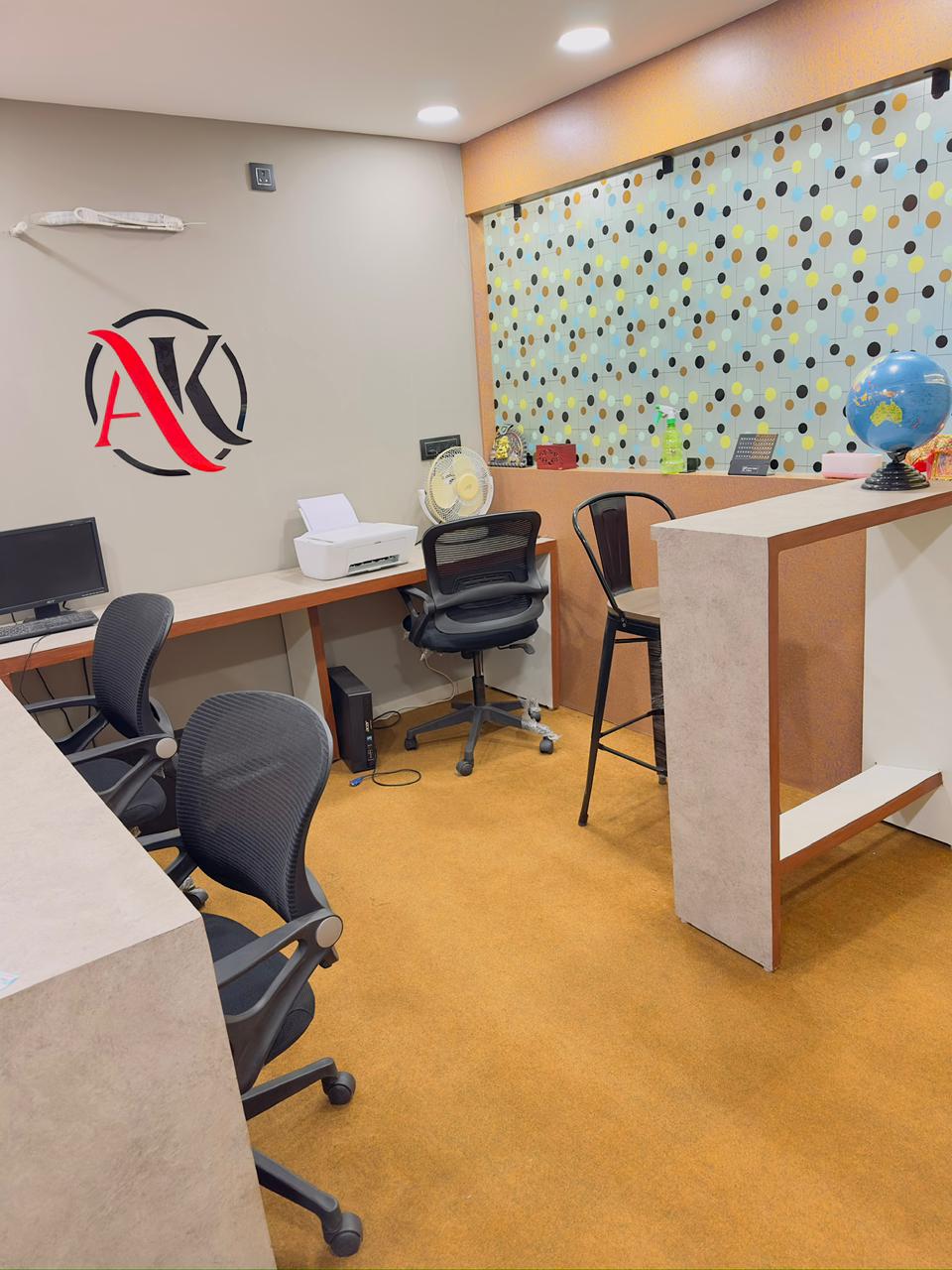 934 Sq. Ft. Commercial Office for Rent in Shyamal Cross Road Ahmedabad - Media 4