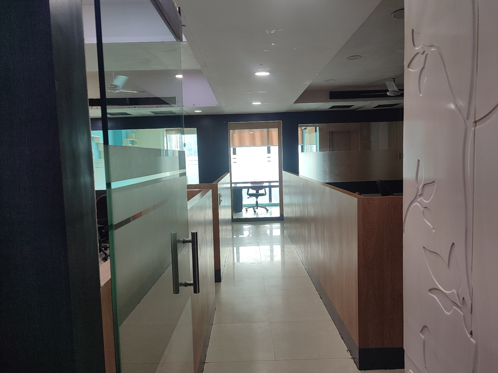 3113 Sq. Ft. Commercial Office for Rent in Prahladnagar Ahmedabad - Media 20