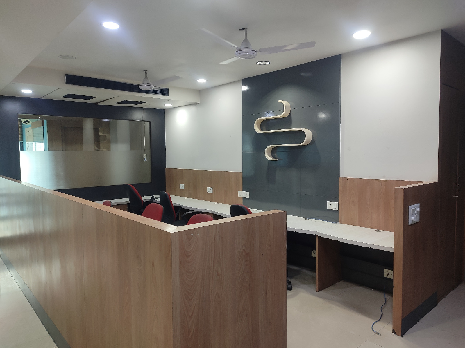 3113 Sq. Ft. Commercial Office for Rent in Prahladnagar Ahmedabad - Media 17