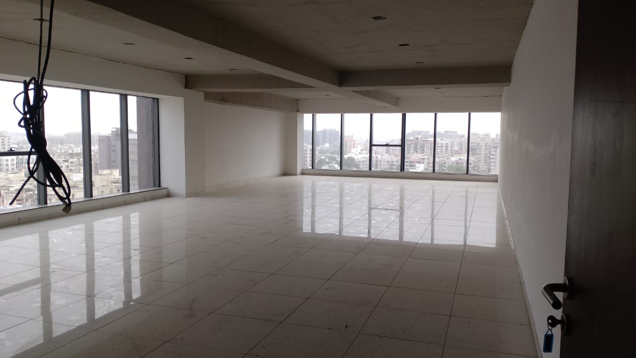 2337 Sq. Ft. Commercial Office for Rent in Shyamal Cross Road Ahmedabad
