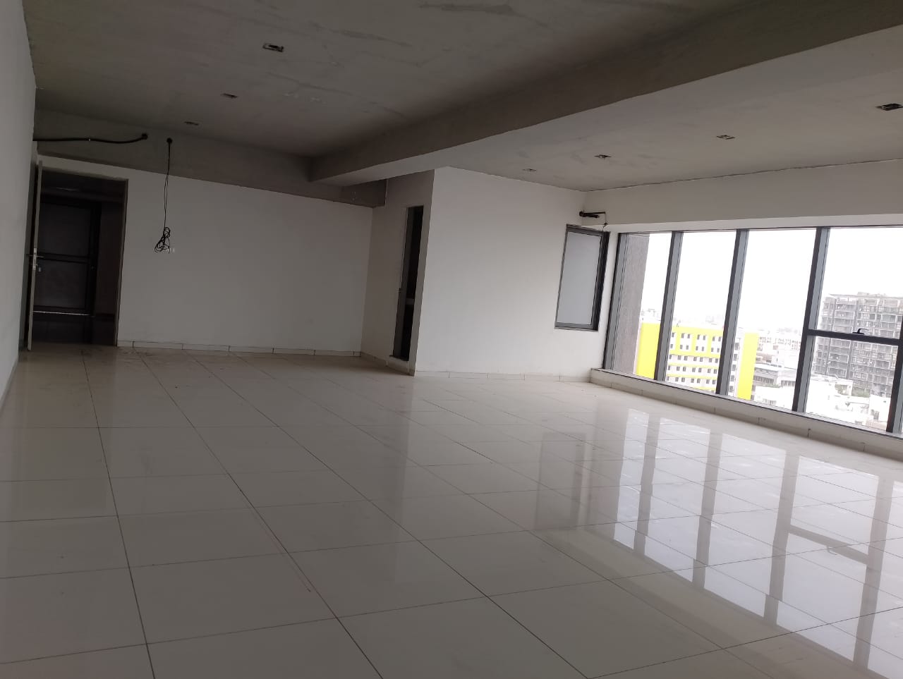 2337 Sq. Ft. Commercial Office for Rent in Shyamal Cross Road Ahmedabad - Media 3