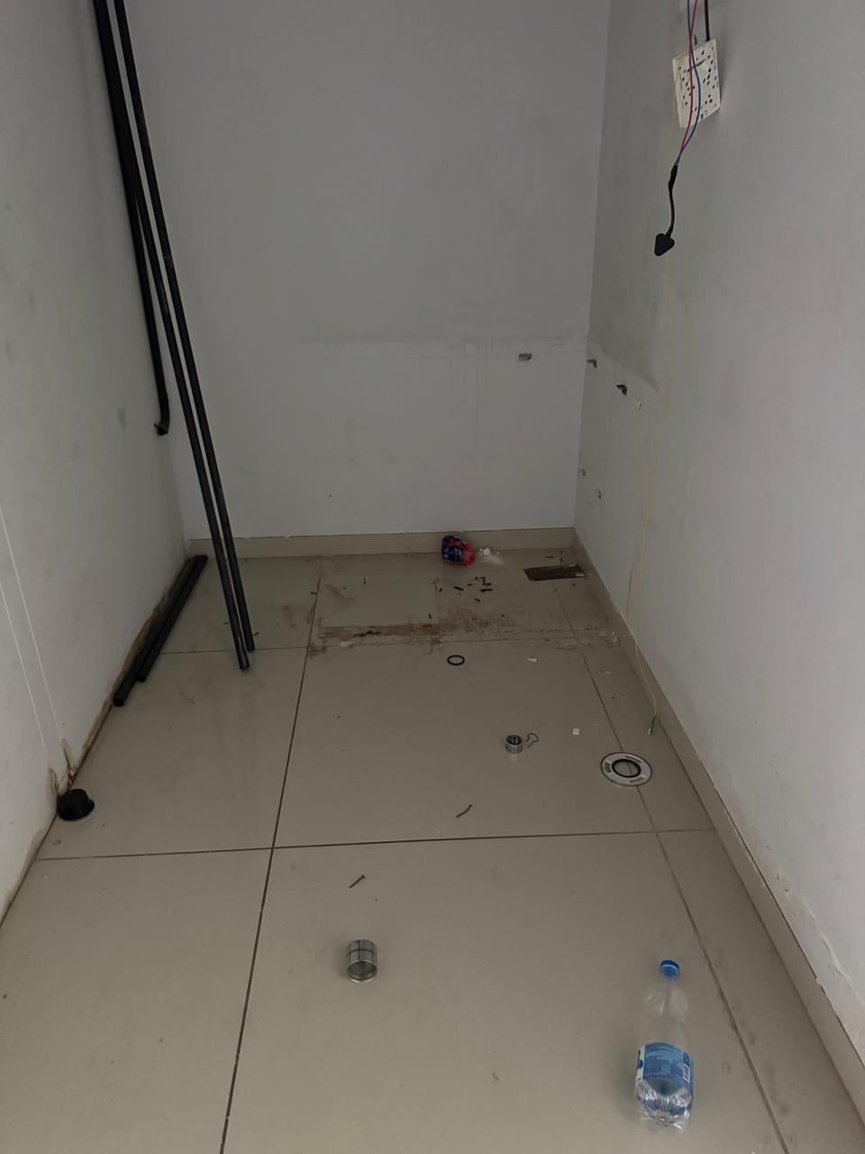 1040 Sq. Ft. Commercial Office for Rent in Sindhu Bhavan Road Ahmedabad