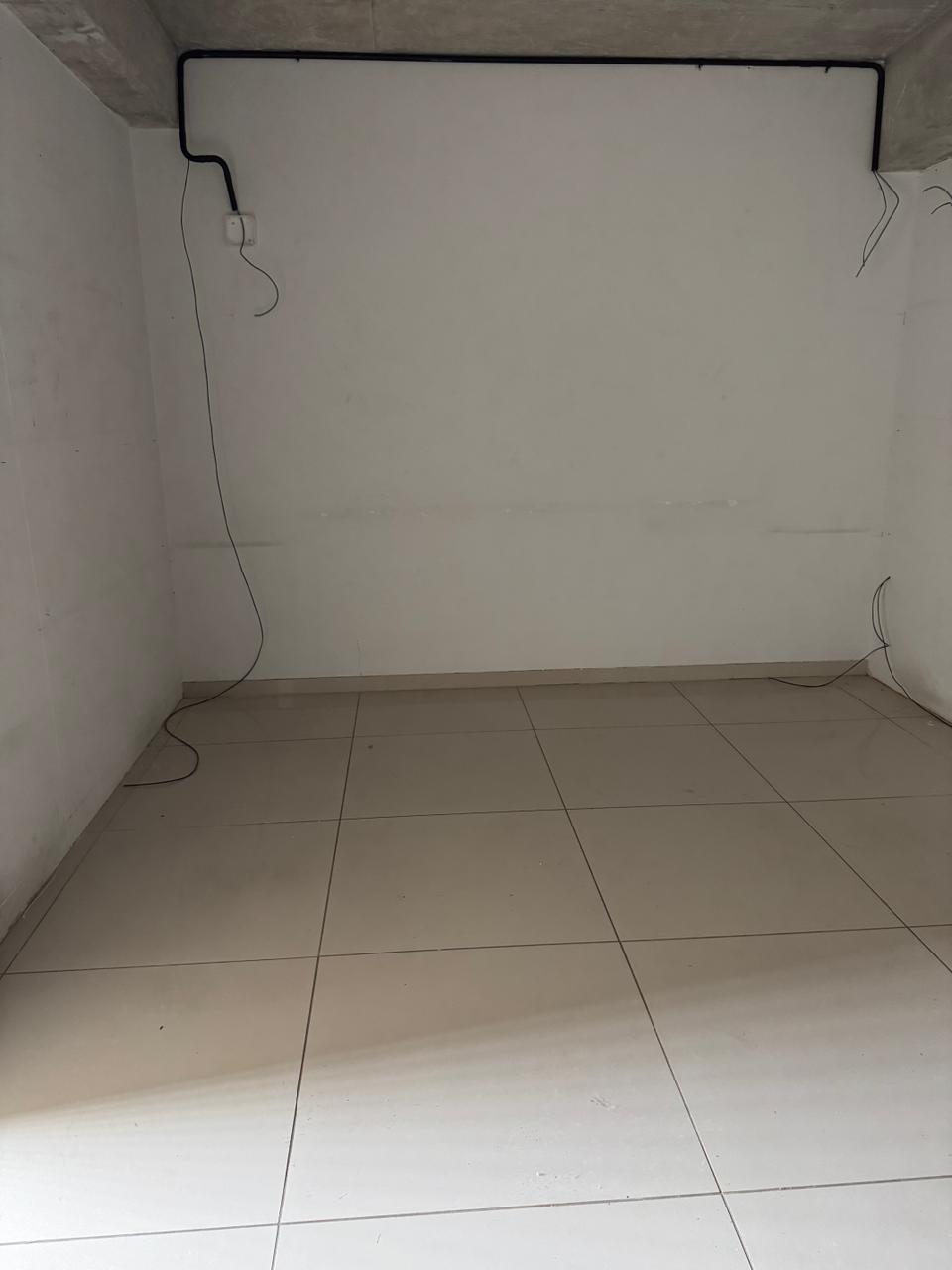 1040 Sq. Ft. Commercial Office for Rent in Sindhu Bhavan Road Ahmedabad - Media 2