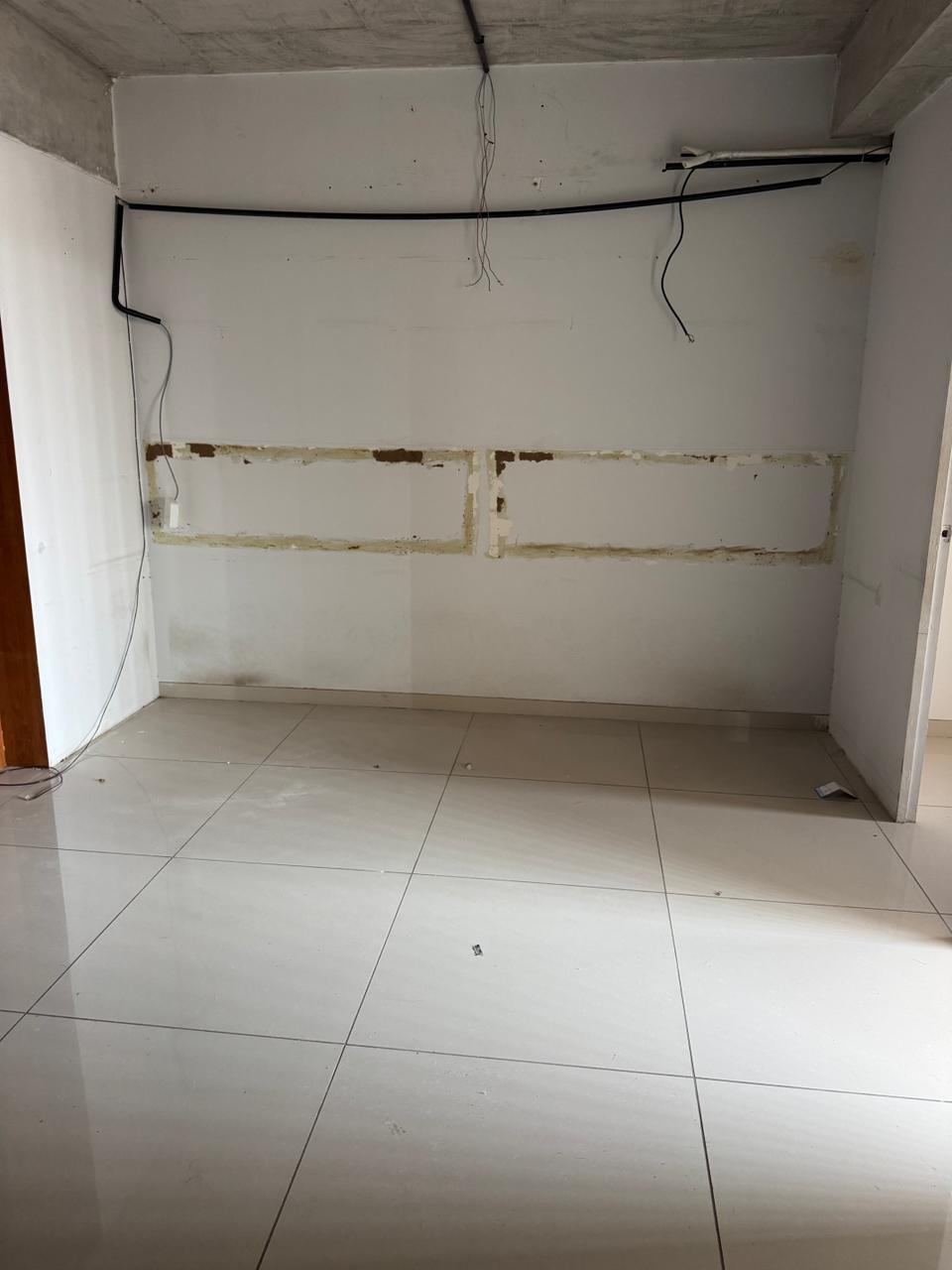 1040 Sq. Ft. Commercial Office for Rent in Sindhu Bhavan Road Ahmedabad - Media 5