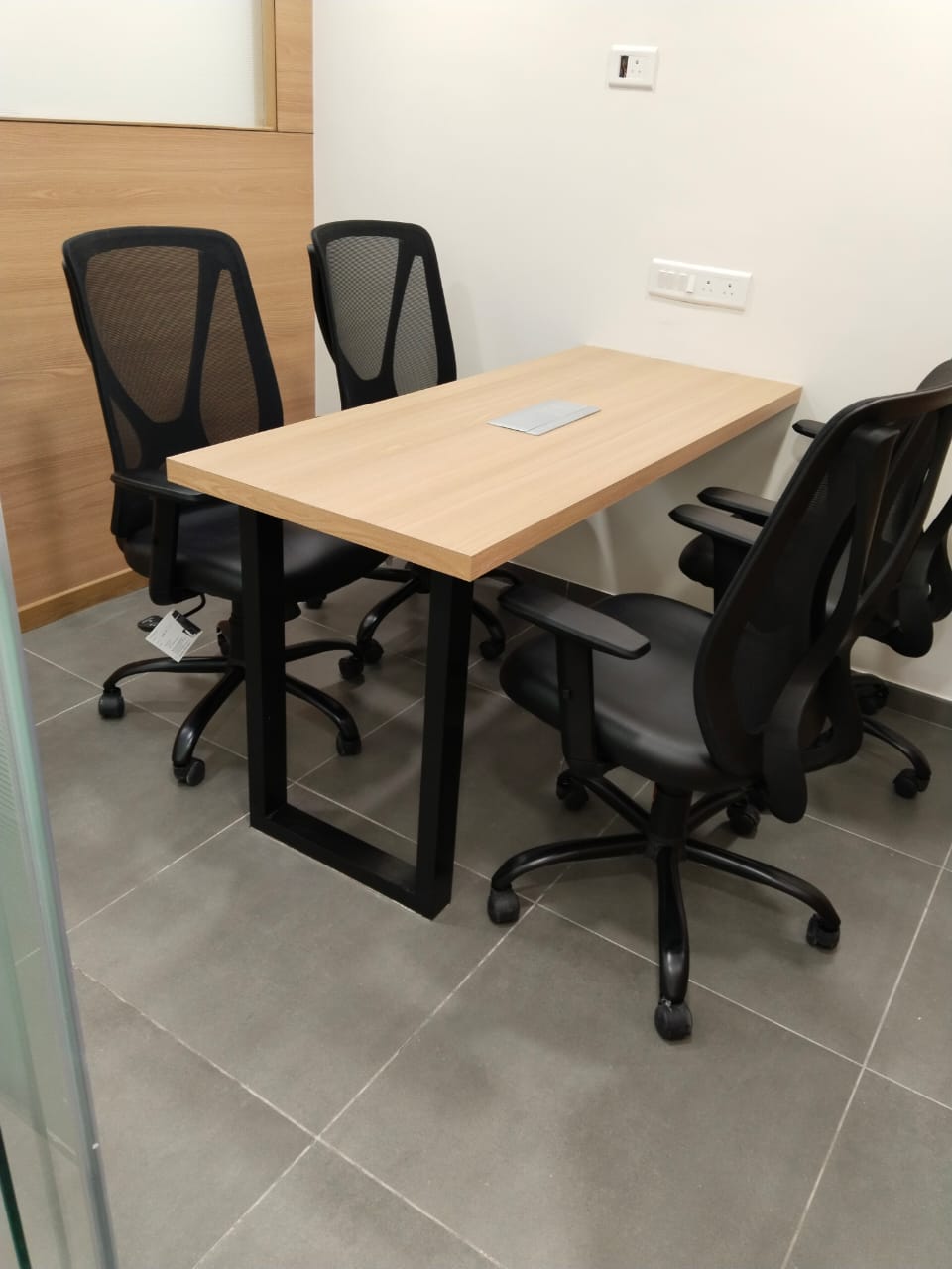 1000 Sq. Ft. Commercial Office for Rent in Ambli Bopal Road Ahmedabad - Media 2