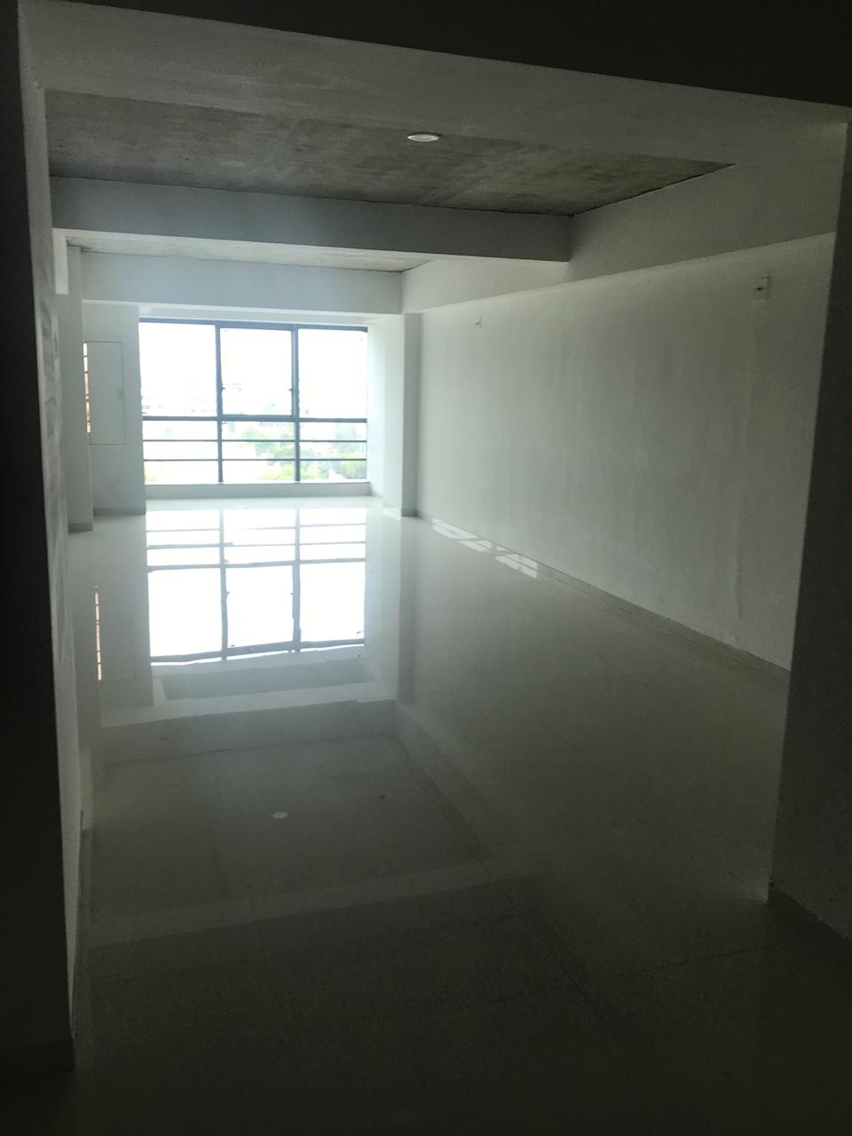 1016 Sq. Ft. Commercial Office for Rent in Thaltej Ahmedabad - Media 3