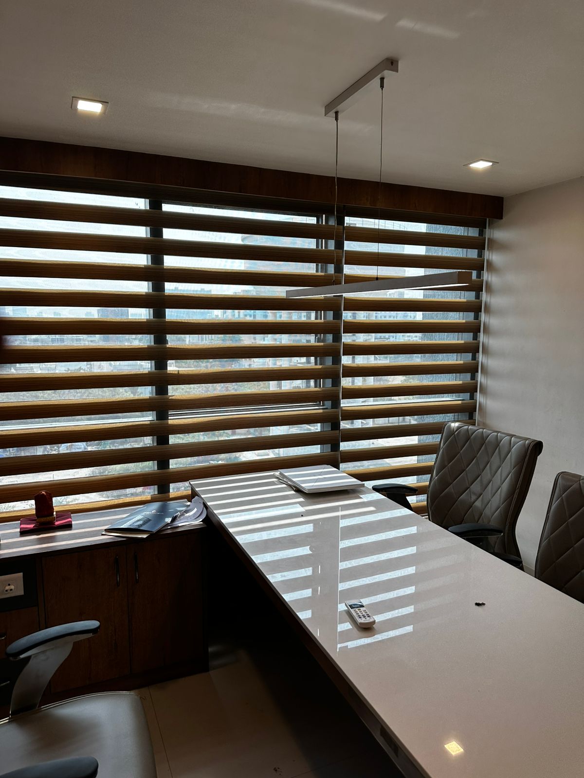 1016 Sq. Ft. Commercial Office for Rent in Thaltej Ahmedabad
