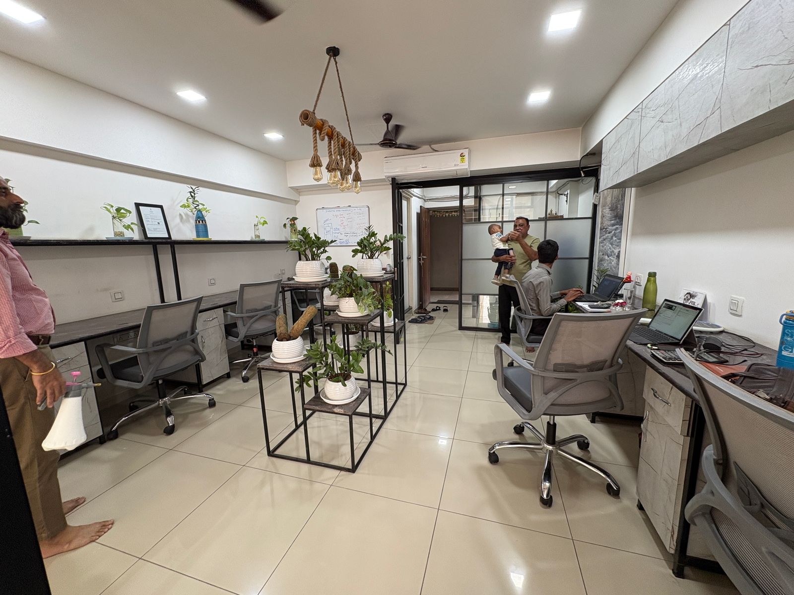 822 Sq. Ft. Commercial Office for Rent in Rajpath Club Road Ahmedabad - Media 6