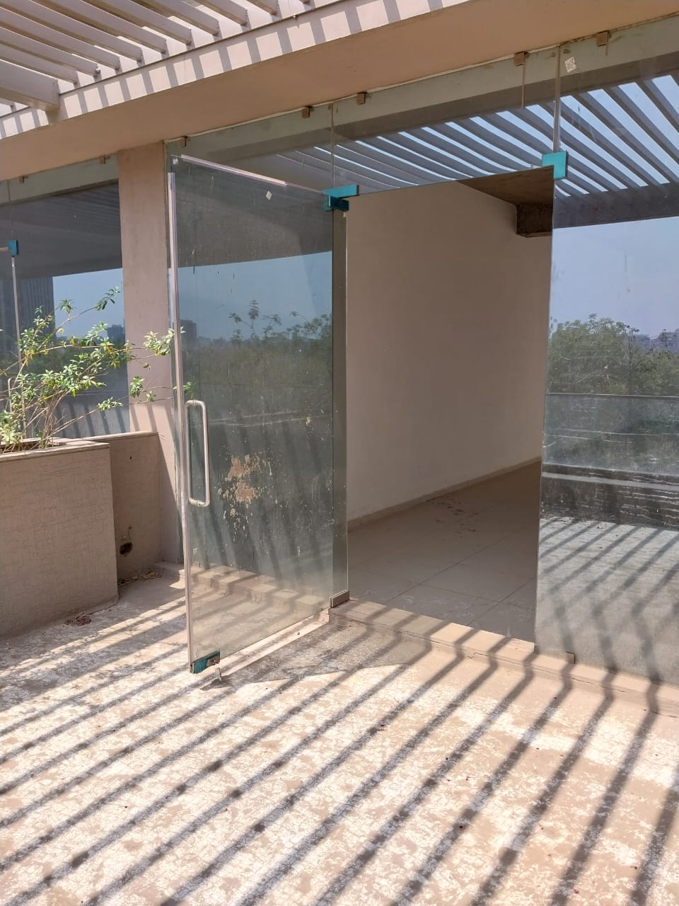1405 Sq. Ft. Commercial Office for Rent in Thaltej Ahmedabad - Media 9