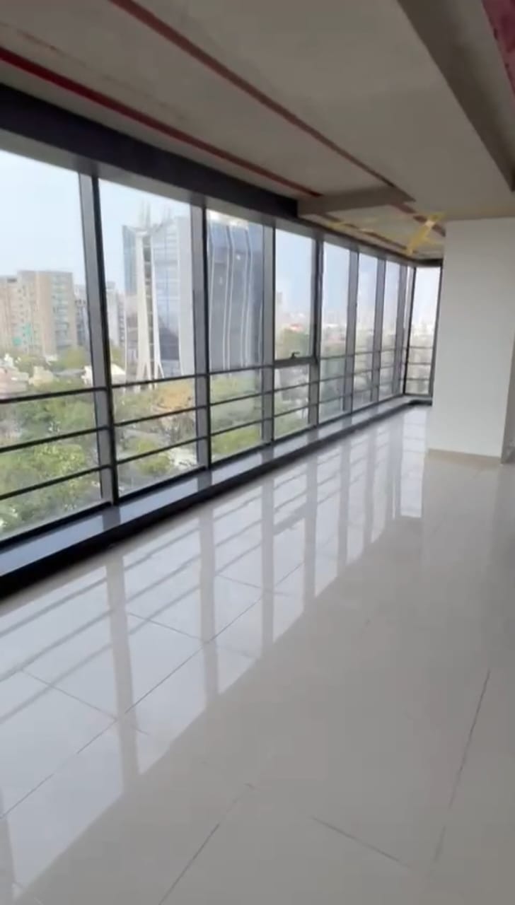 1826 Sq. Ft. Commercial Office for Rent in Vastrapur Ahmedabad - Media 7