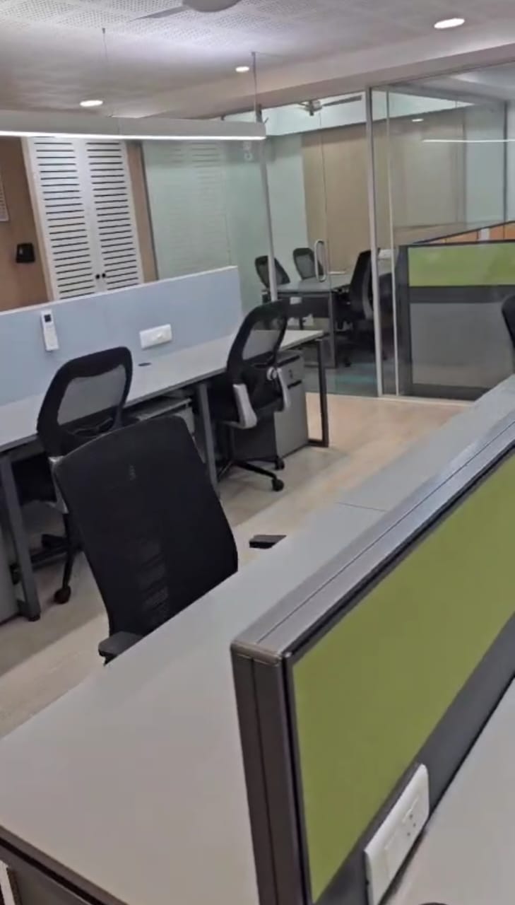 2500 Sq. Ft. Commercial Office for Rent in Shilaj Ahmedabad - Media 9