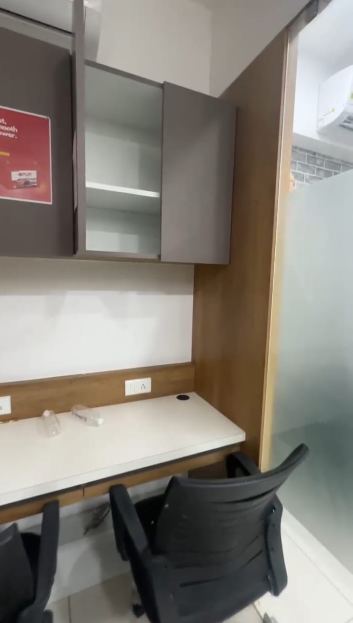 521 Sq. Ft. Commercial Office for Rent in Prahladnagar Ahmedabad - Media 4