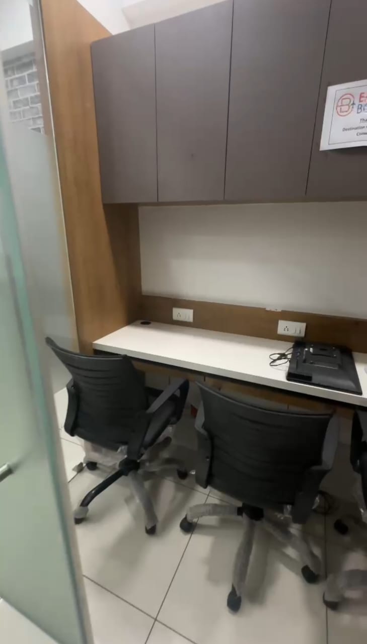 521 Sq. Ft. Commercial Office for Rent in Prahladnagar Ahmedabad - Media 5