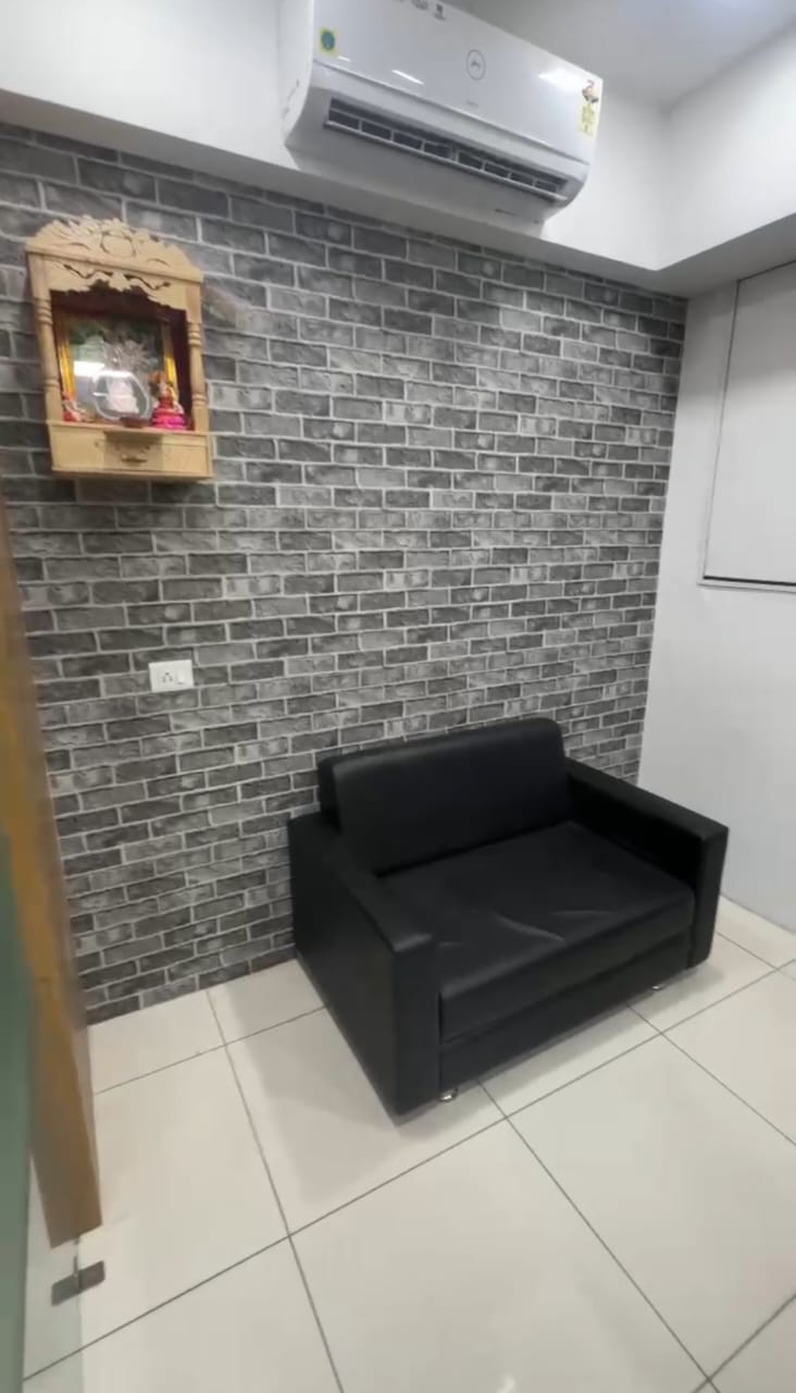 521 Sq. Ft. Commercial Office for Rent in Prahladnagar Ahmedabad - Media 7