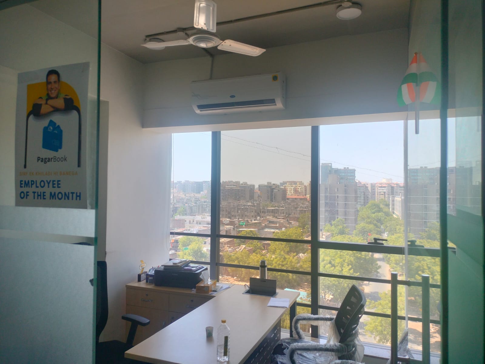 565 Sq. Ft. Commercial Office for Rent in Prahladnagar Ahmedabad - Media 5