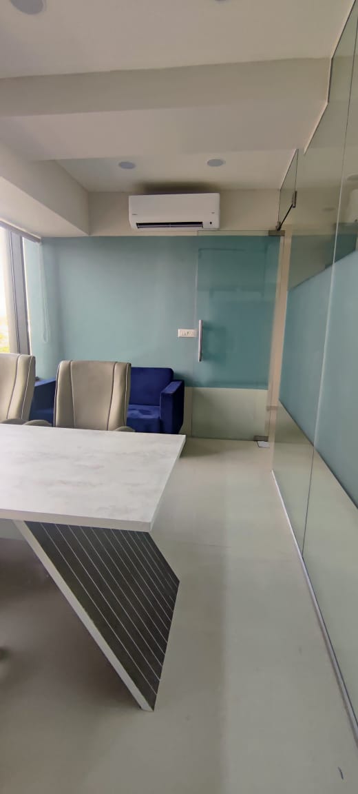 921 Sq. Ft. Commercial Office for Rent in Thaltej Ahmedabad - Media 14