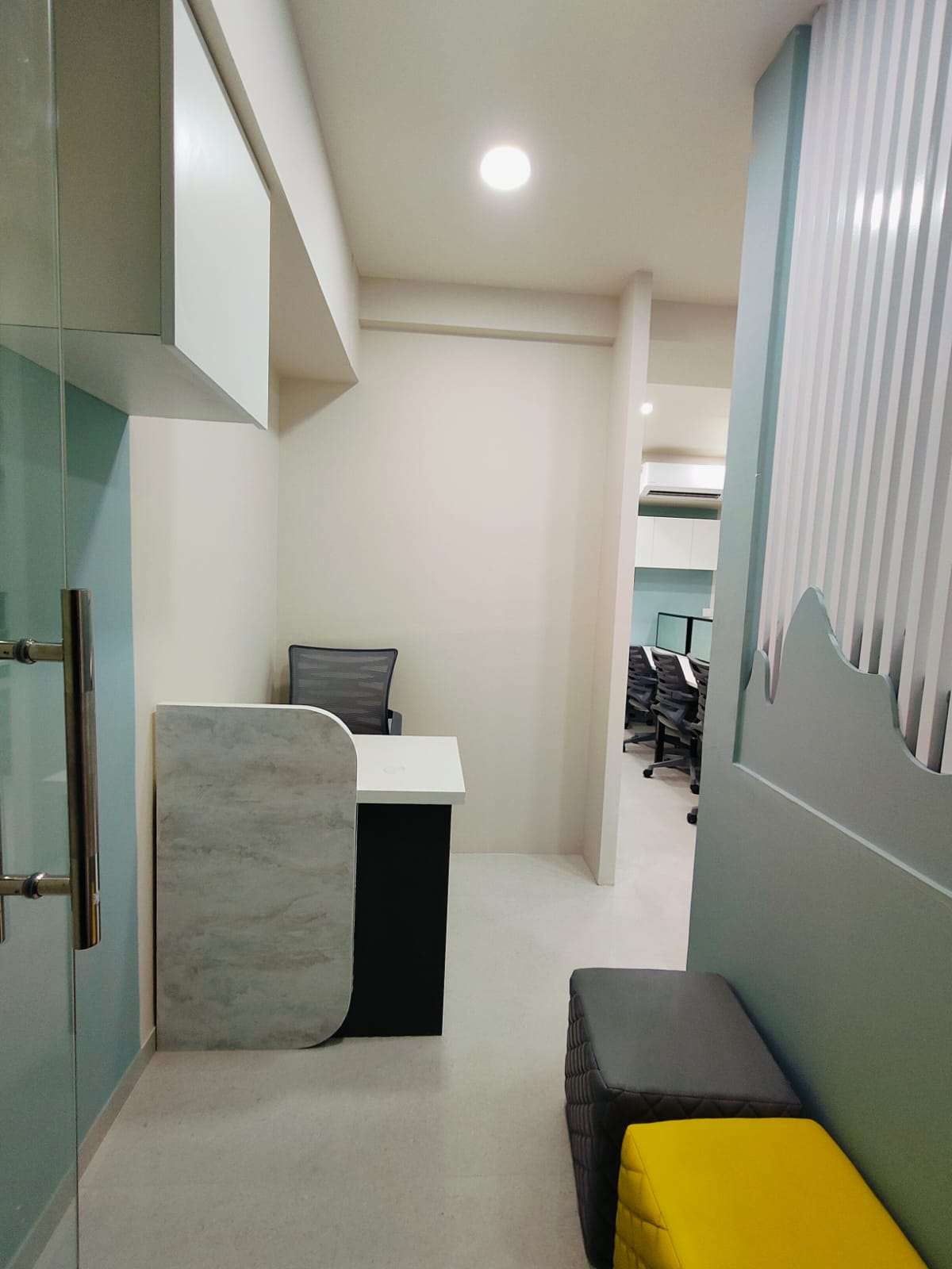 921 Sq. Ft. Commercial Office for Rent in Thaltej Ahmedabad - Media 13