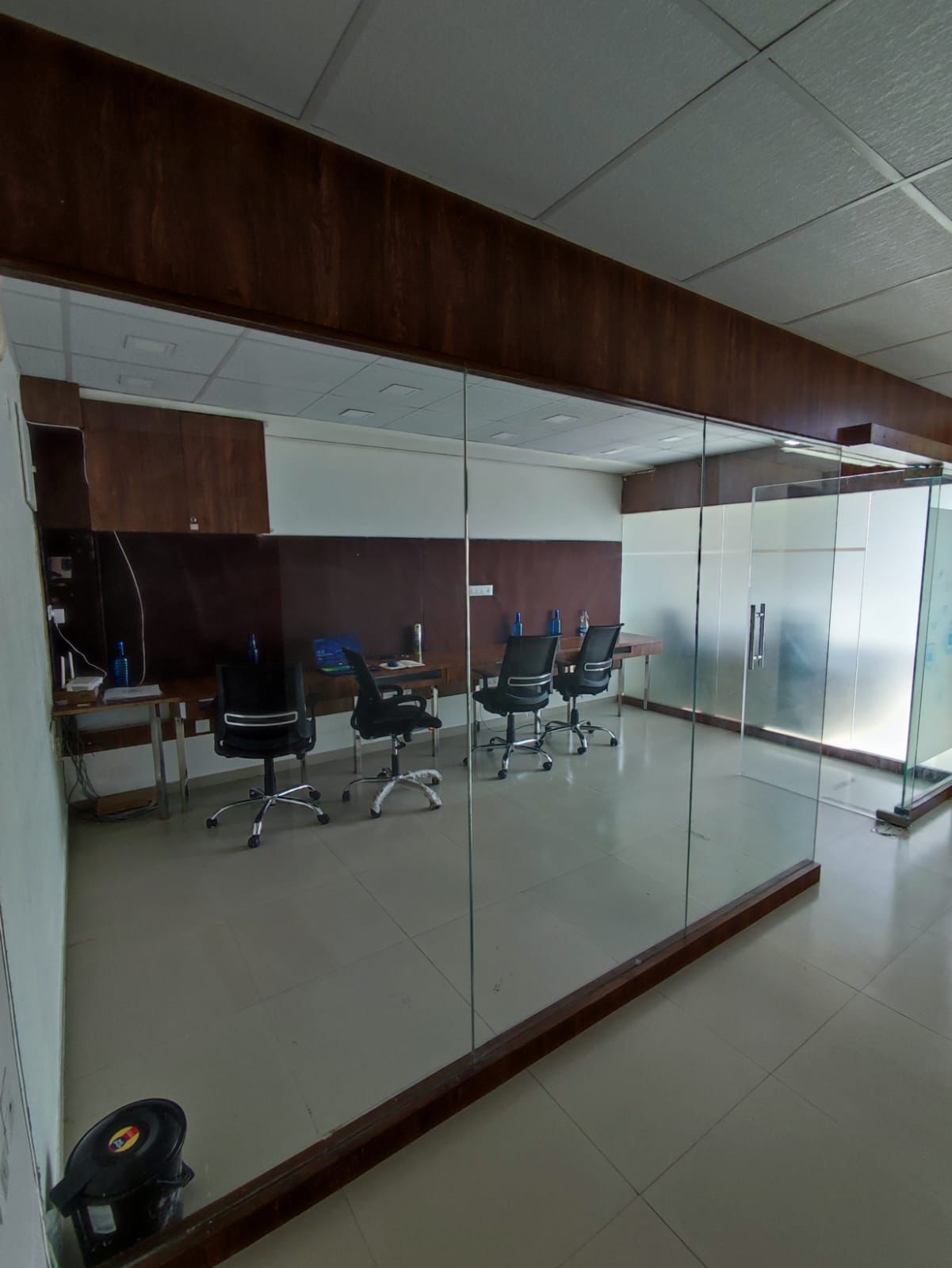765 Sq. Ft. Commercial Office for Rent in Iscon Ambli Road Ahmedabad - Media 3