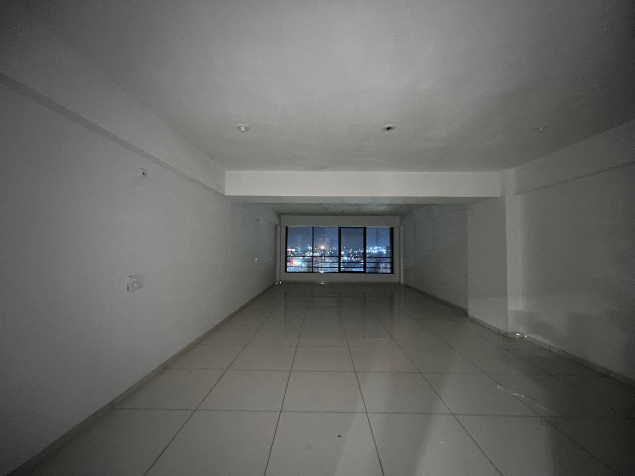 1415 Sq. Ft. Commercial Office for Rent in Iscon Ambli Road Ahmedabad - Media 6