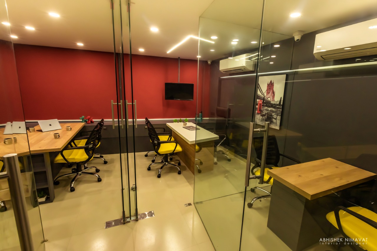 1255 Sq. Ft. Commercial Office for Rent in Iscon Ambli Road Ahmedabad - Media 8