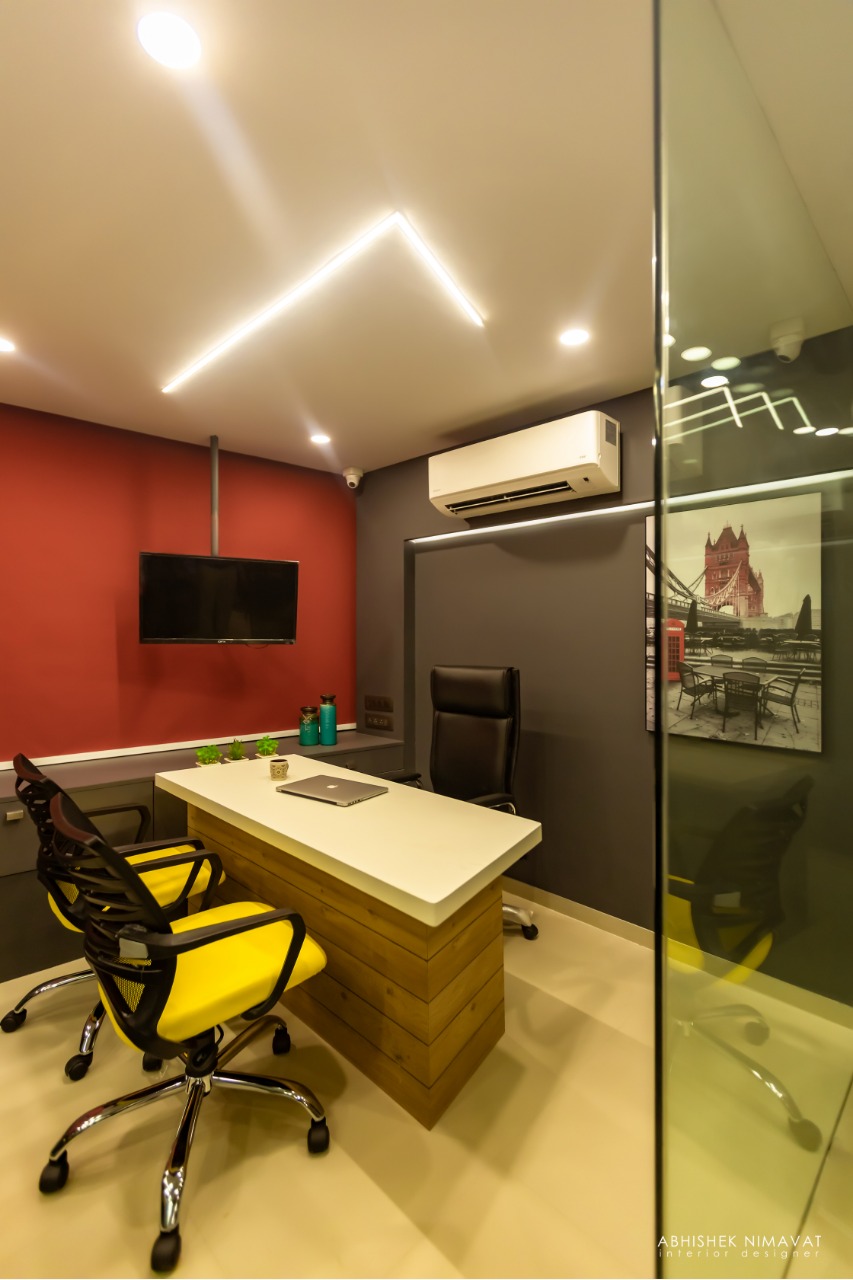 1255 Sq. Ft. Commercial Office for Rent in Iscon Ambli Road Ahmedabad - Media 10