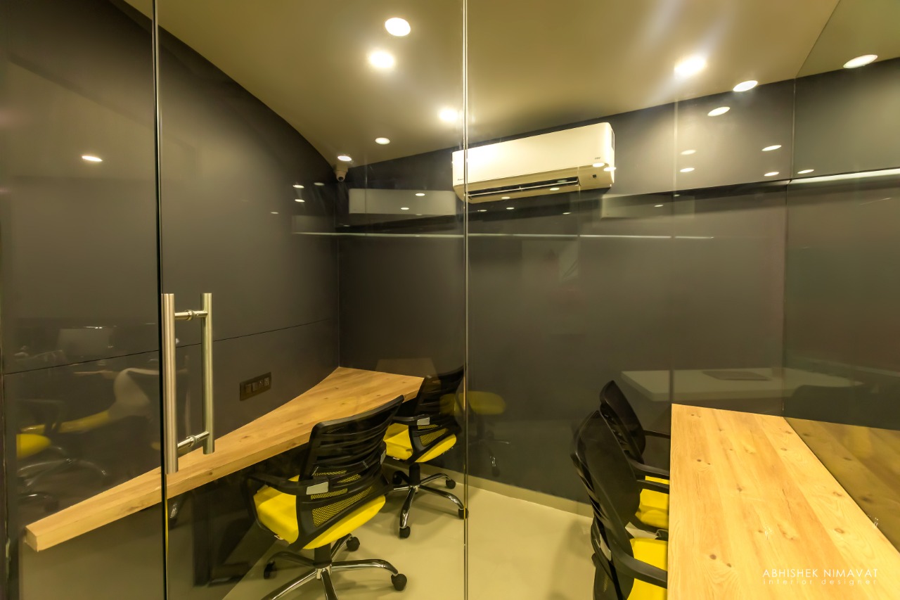 1255 Sq. Ft. Commercial Office for Rent in Iscon Ambli Road Ahmedabad - Media 7
