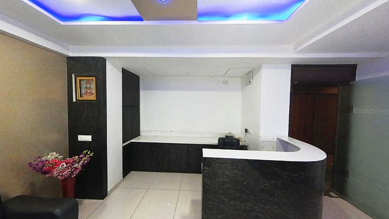 735 Sq. Ft. Commercial Office for Rent in Sg Highway Ahmedabad - Media 15