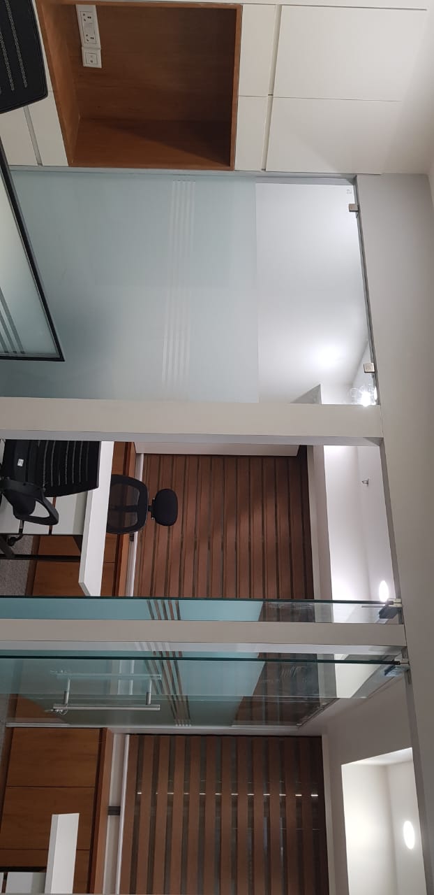 1180 Sq. Ft. Commercial Office for Rent in Makarba Ahmedabad - Media 3