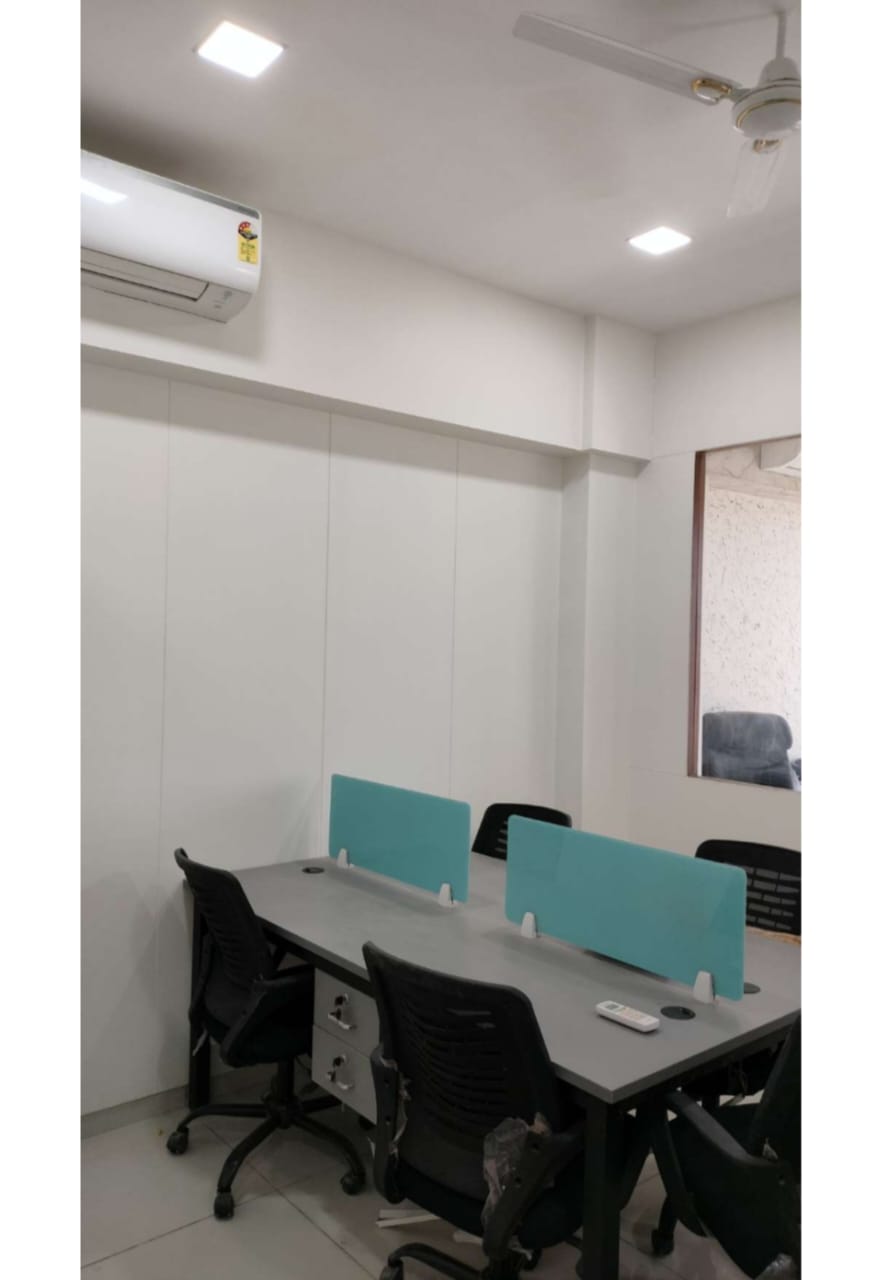 760 Sq. Ft. Commercial Office for Rent in Sg Highway Ahmedabad - Media 5