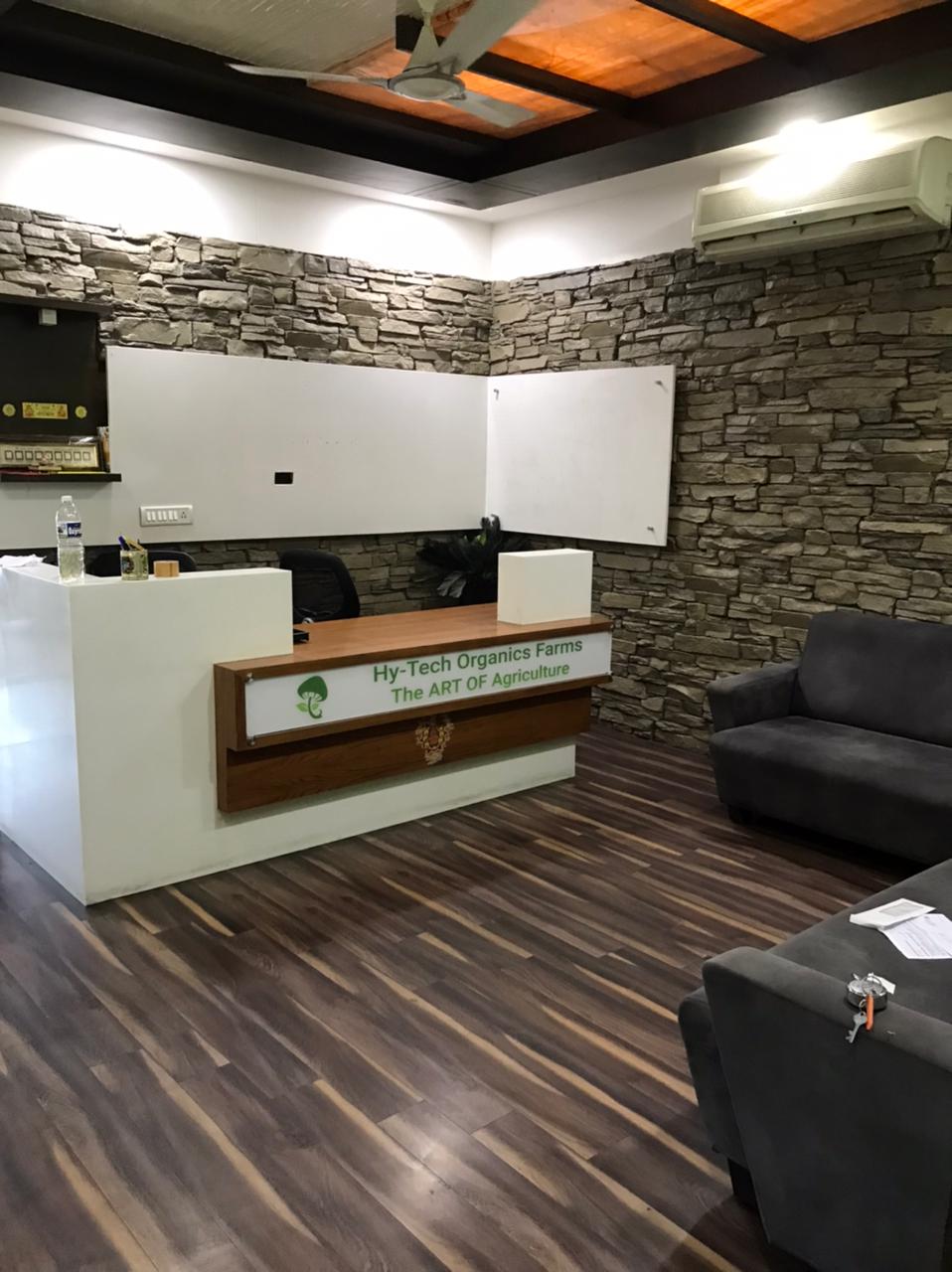 2120 Sq. Ft. Commercial Office for Rent in Sg Highway Ahmedabad - Media 3