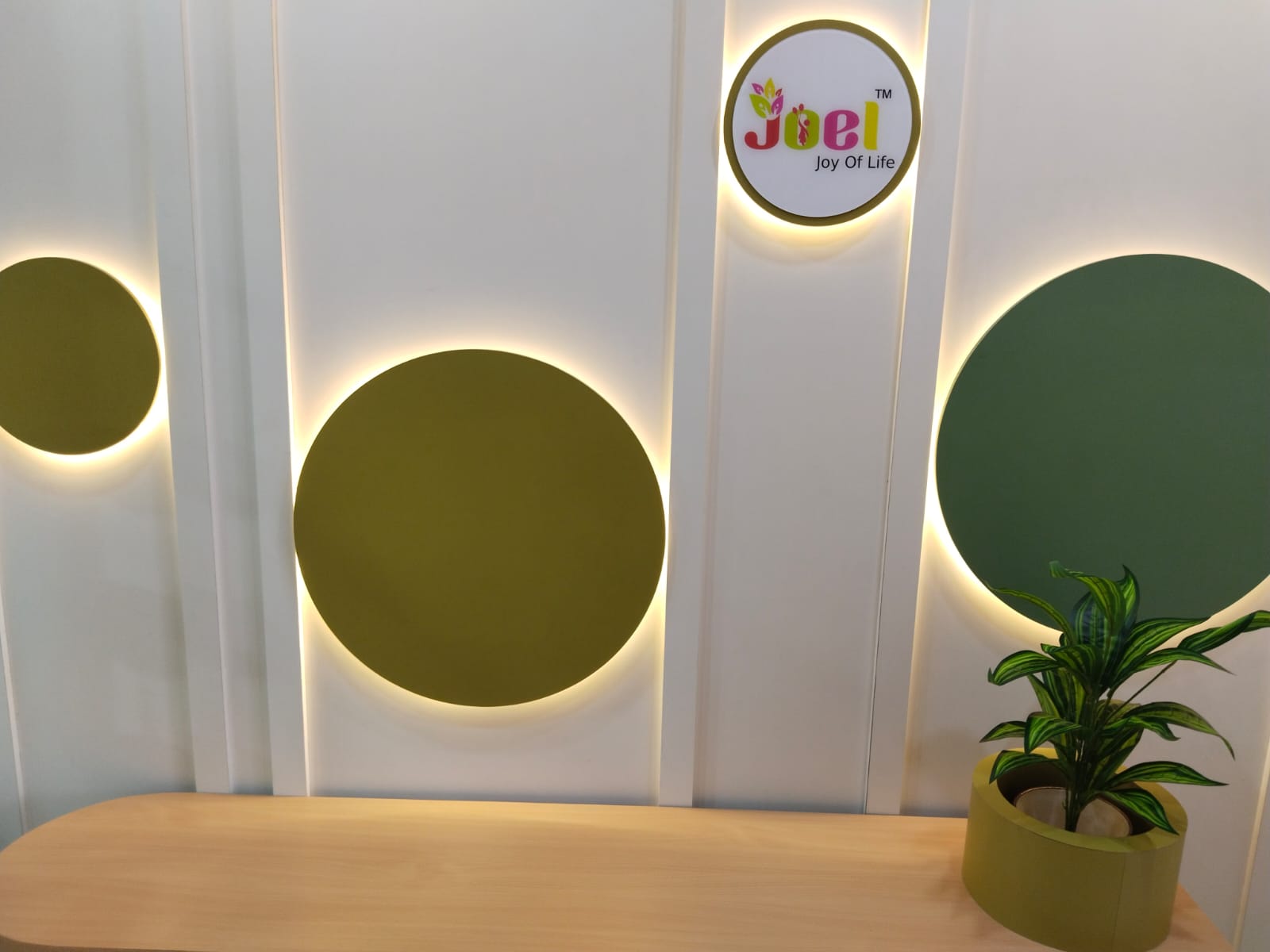 700 Sq. Ft. Commercial Office for Rent in Rajpath Club Road Ahmedabad - Media 8