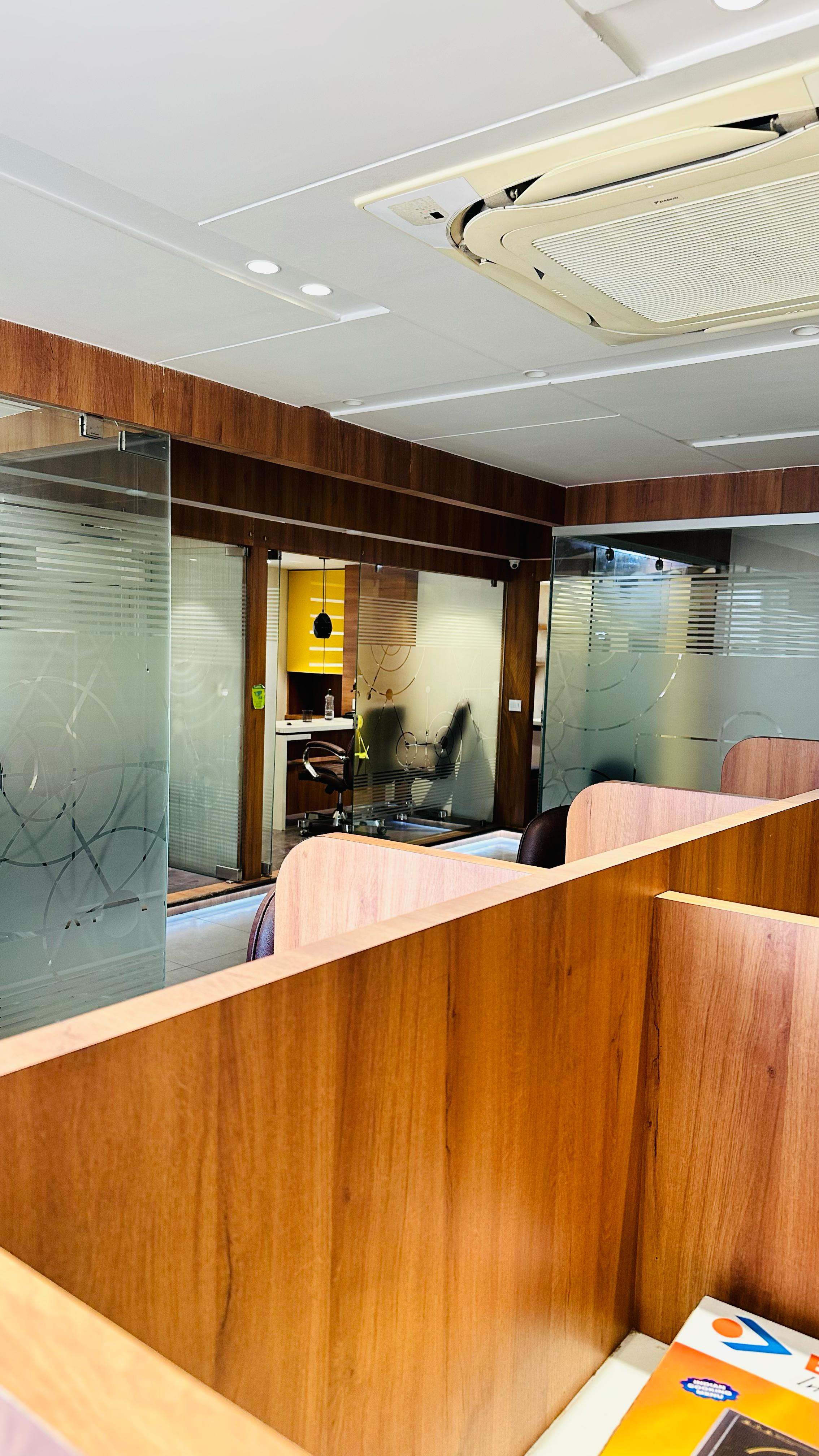 1475 Sq. Ft. Commercial Office for Rent in Prahladnagar Ahmedabad - Media 15