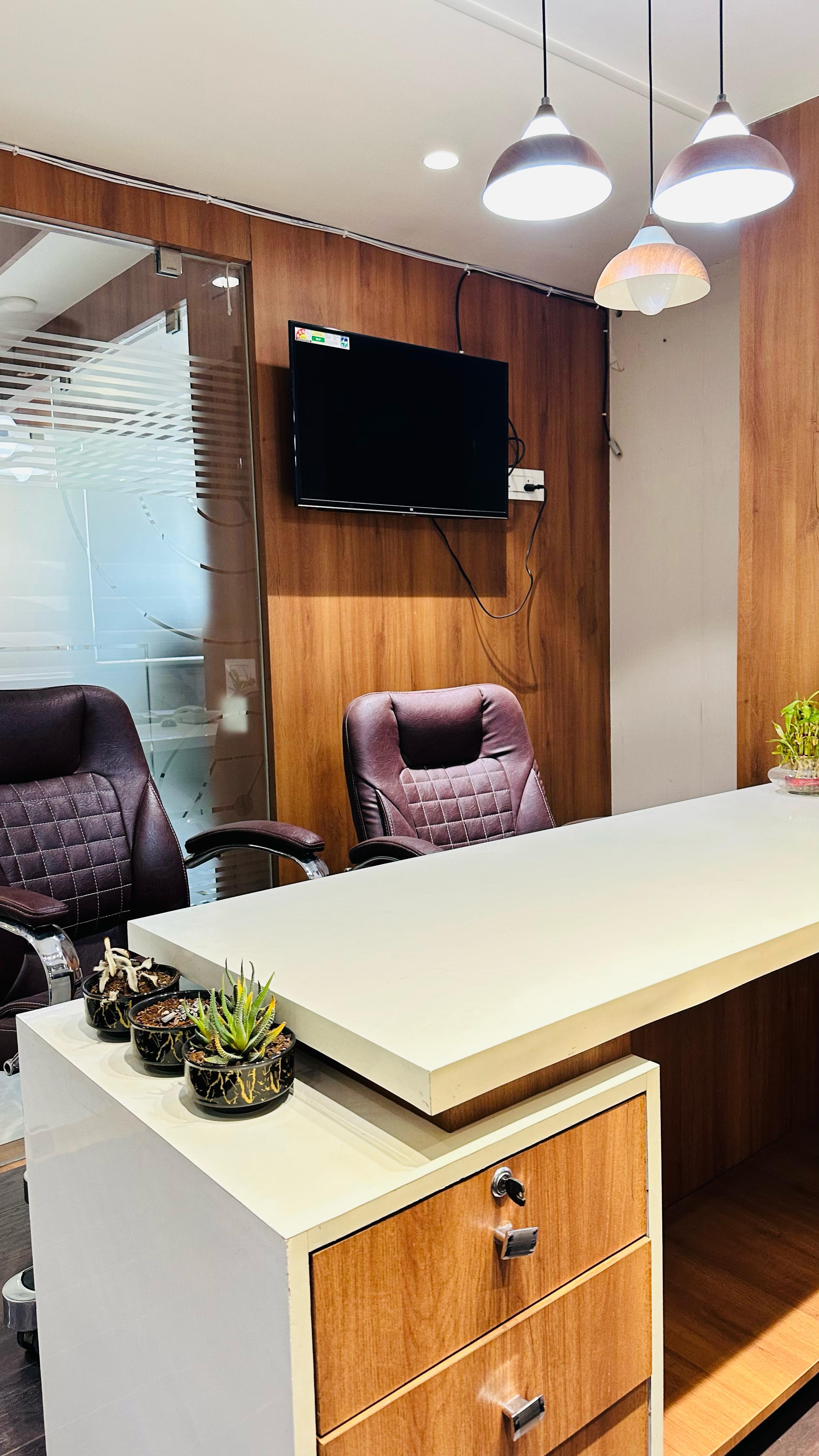 1475 Sq. Ft. Commercial Office for Rent in Prahladnagar Ahmedabad - Media 16
