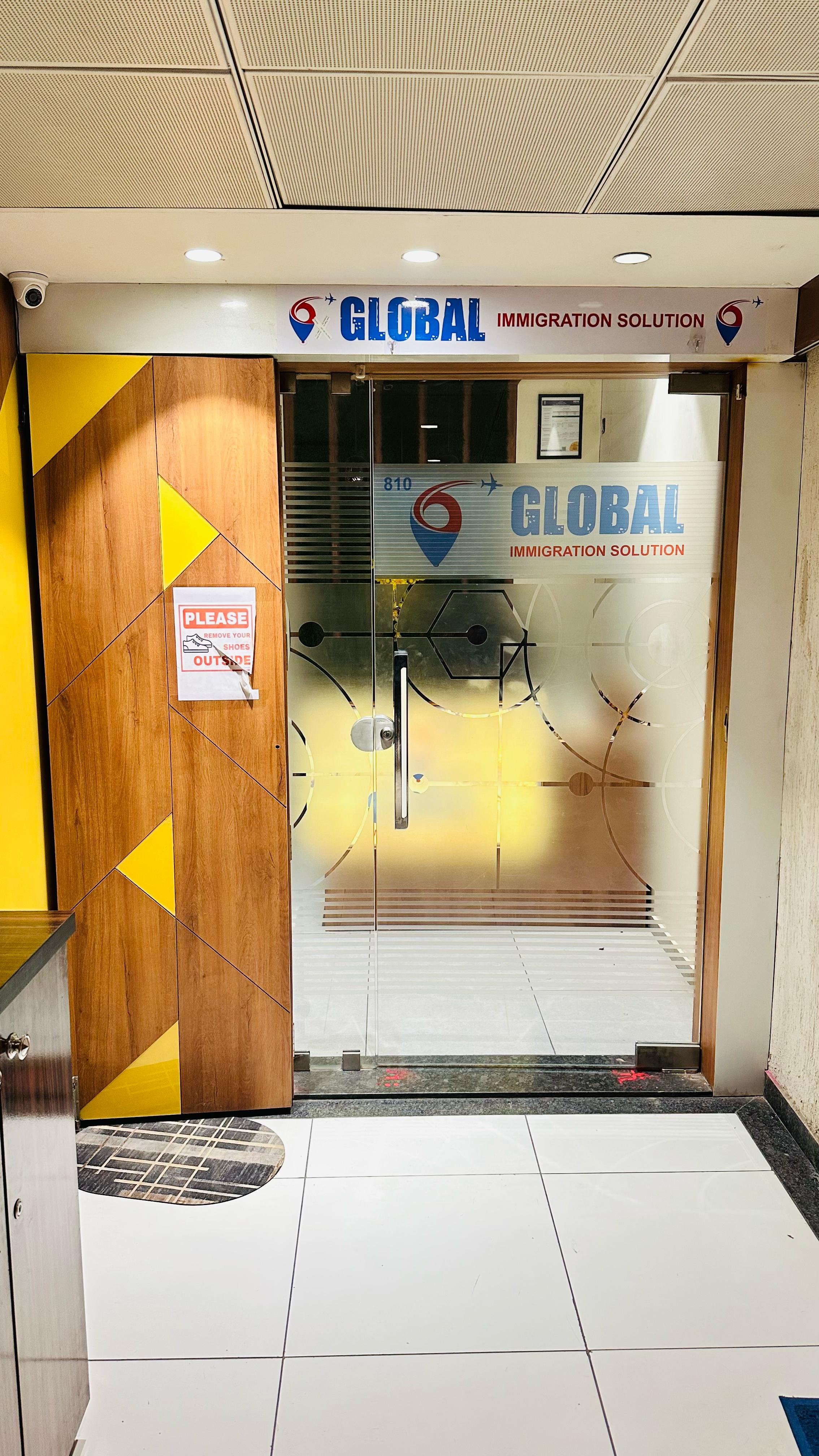 1475 Sq. Ft. Commercial Office for Rent in Prahladnagar Ahmedabad - Media 6