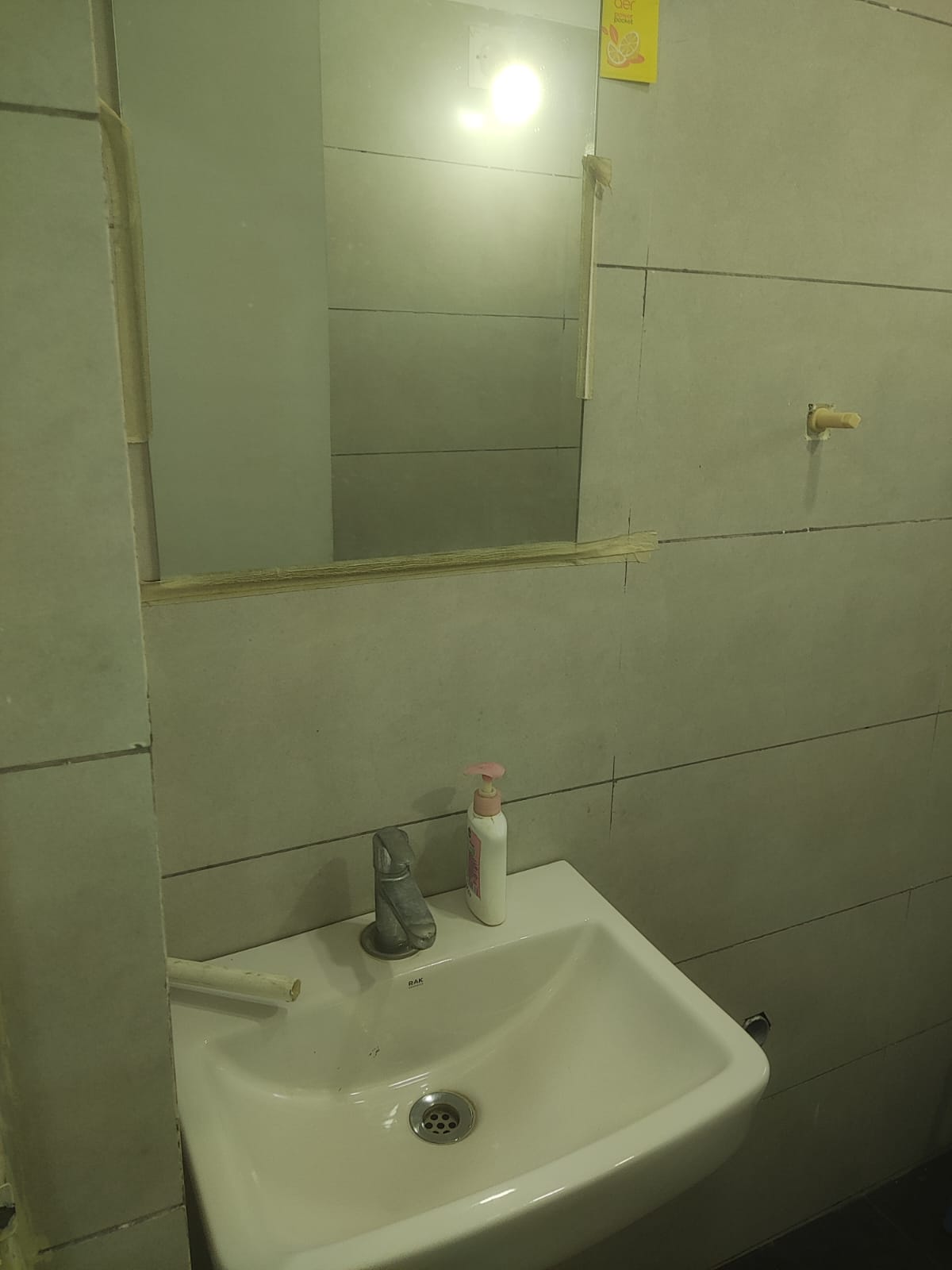 808 Sq. Ft. Commercial Office for Rent in Shyamal Cross Road Ahmedabad - Media 5