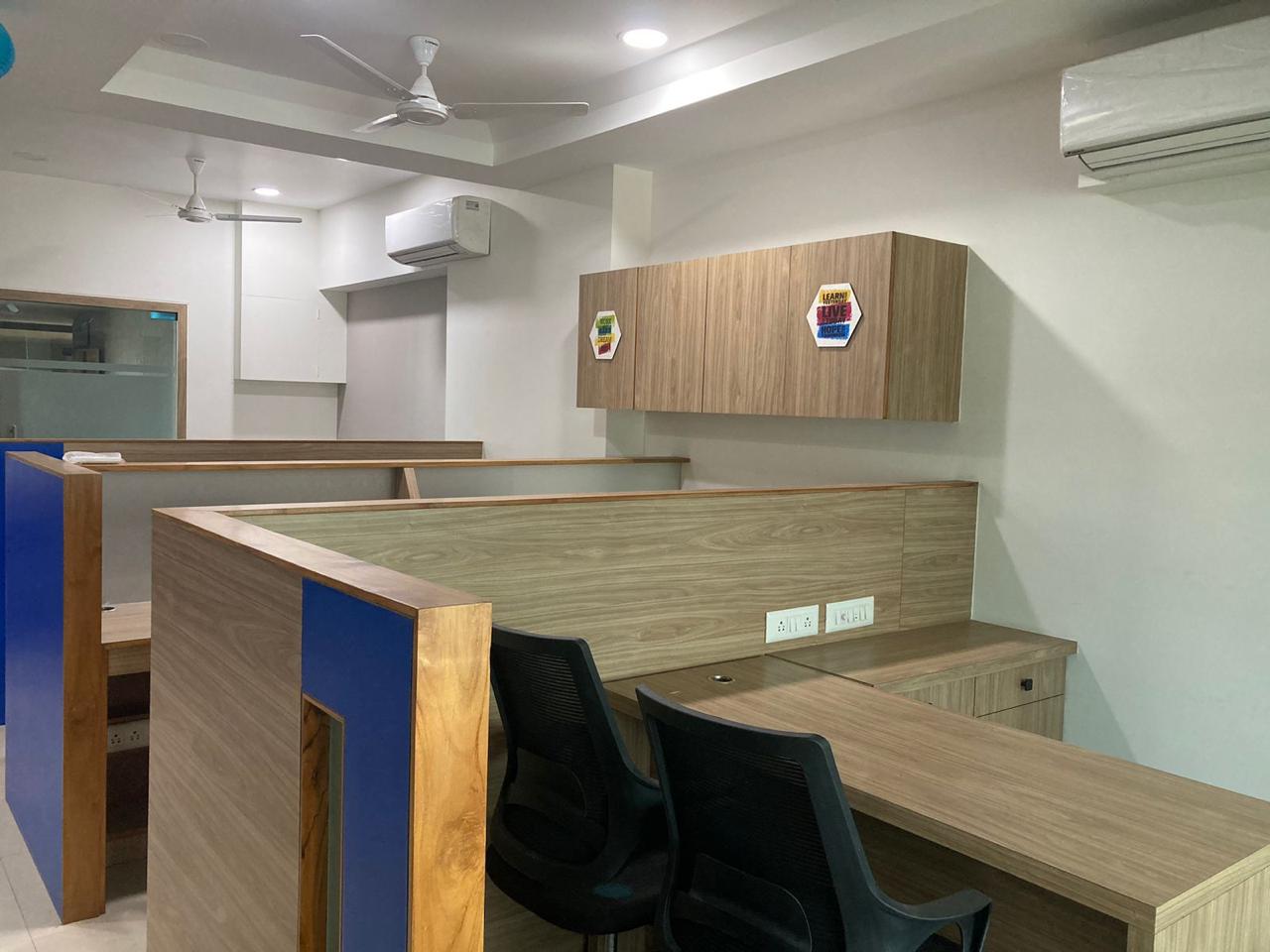 1000 Sq. Ft. Commercial Office for Rent in Prahladnagar Ahmedabad - Media 2