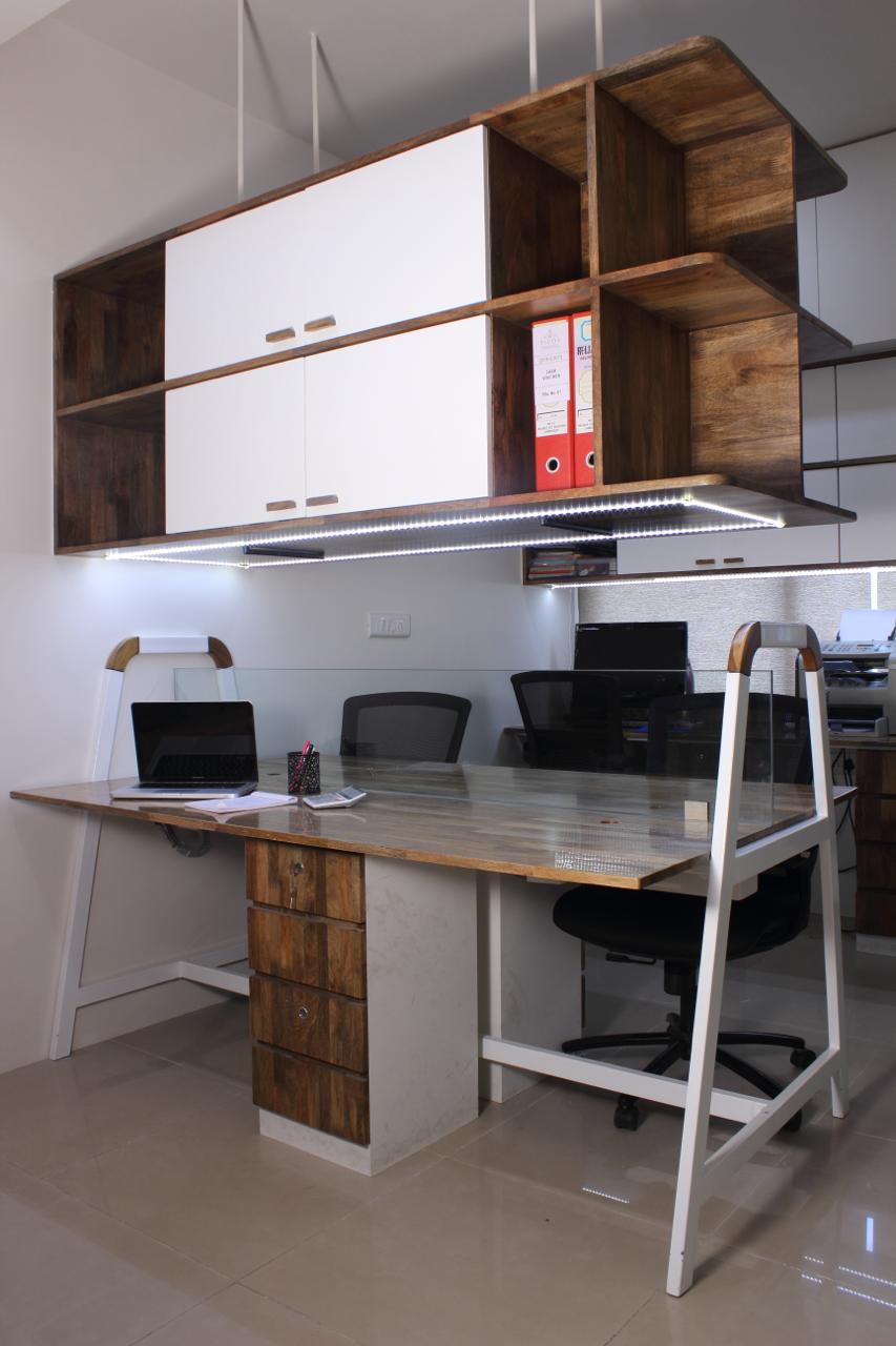 1100 Sq. Ft. Commercial Office for Rent in Prahladnagar Ahmedabad - Media 4