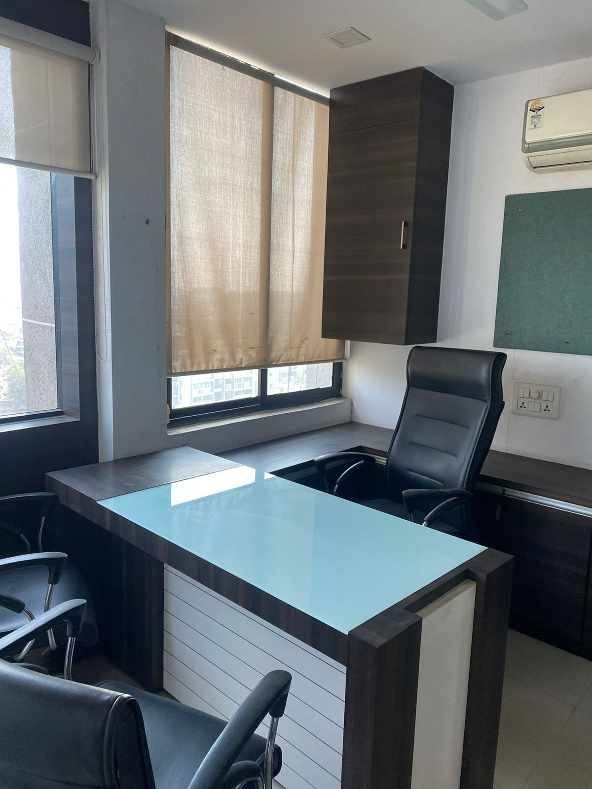 1700 Sq. Ft. Commercial Office for Rent in Sola Ahmedabad - Media 5