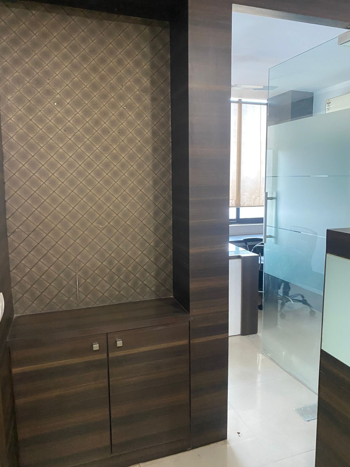 1700 Sq. Ft. Commercial Office for Rent in Sola Ahmedabad - Media 14