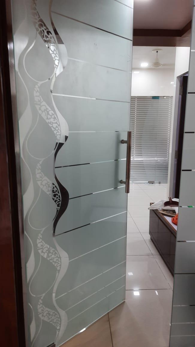 490 Sq. Ft. Commercial Office for Rent in Shyamal Cross Road Ahmedabad - Media 16
