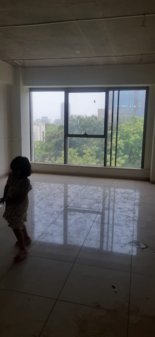 Office 723 Sq. Ft. Commercial Office for Rent in Thaltej Ahmedabad - Media 6