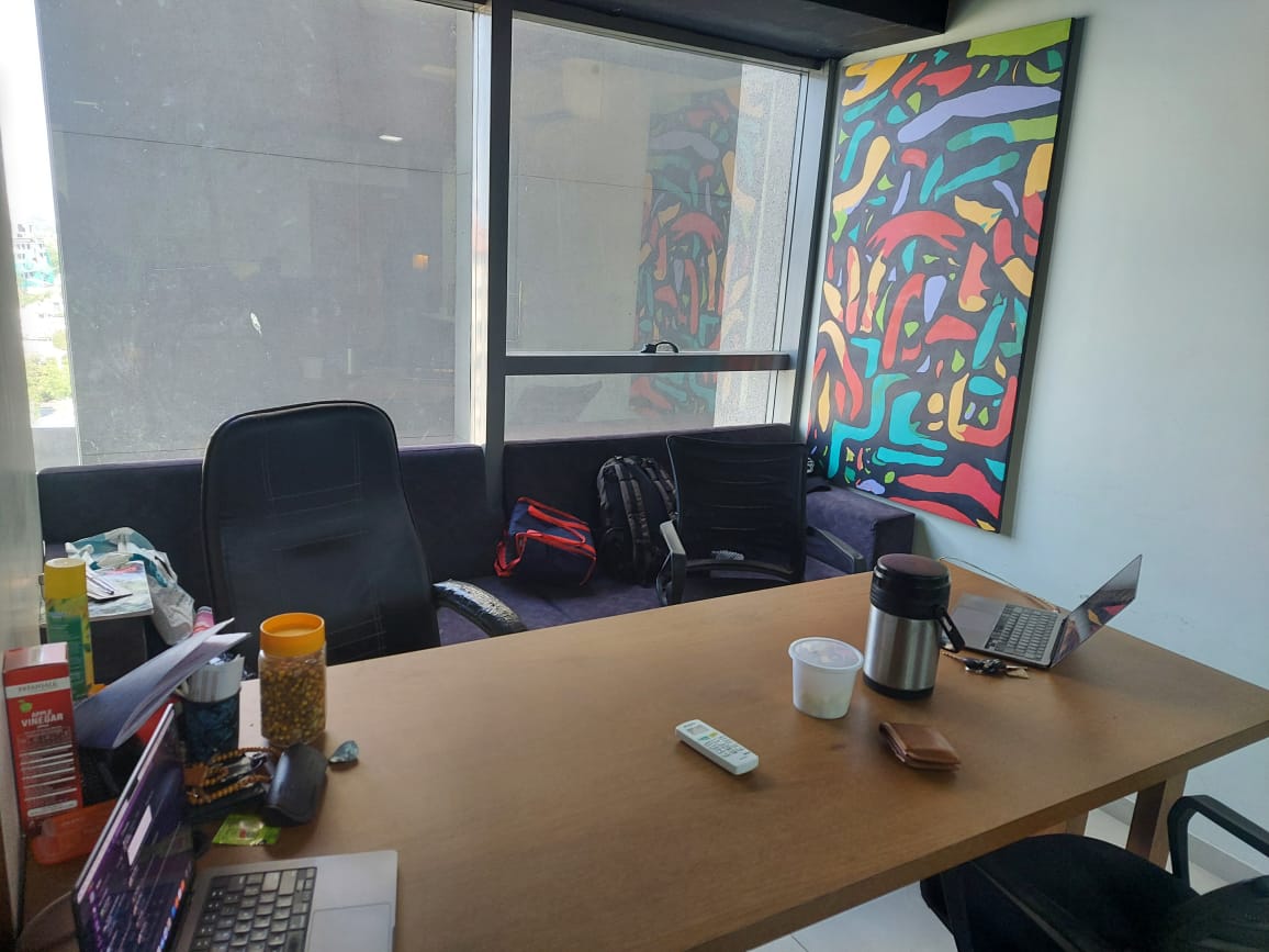 700 Sq. Ft. Commercial Office for Rent in Shyamal Cross Road Ahmedabad - Media 3