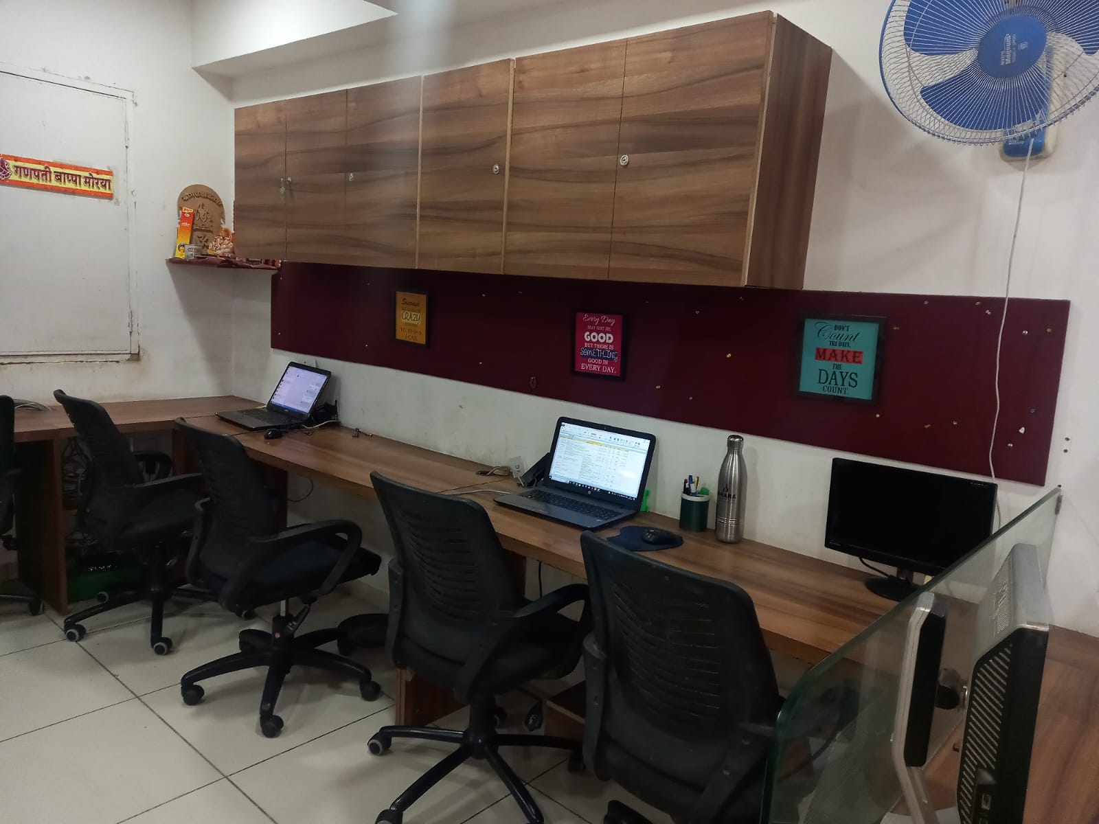 1019 Sq. Ft. Commercial Office for Rent in Sg Highway Ahmedabad - Media 6