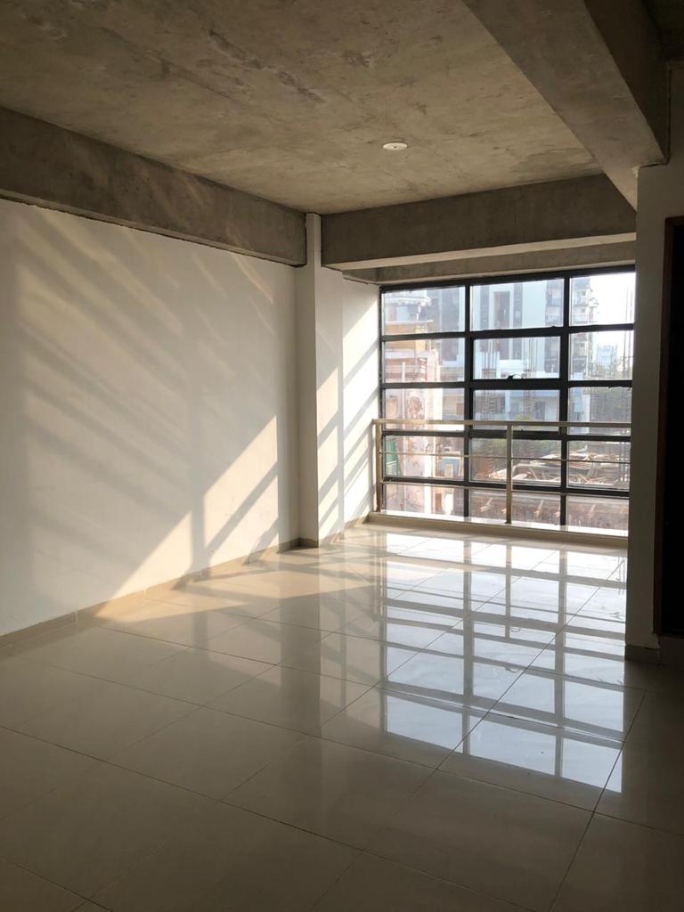 692 Sq. Ft. Commercial Office for Rent in Ambawadi Ahmedabad - Media 5