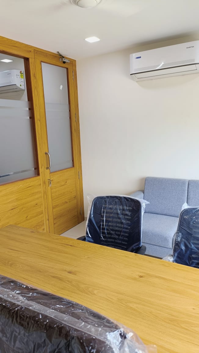 785 Sq. Ft. Commercial Office for Rent in Ashram Road Ahmedabad - Media 7
