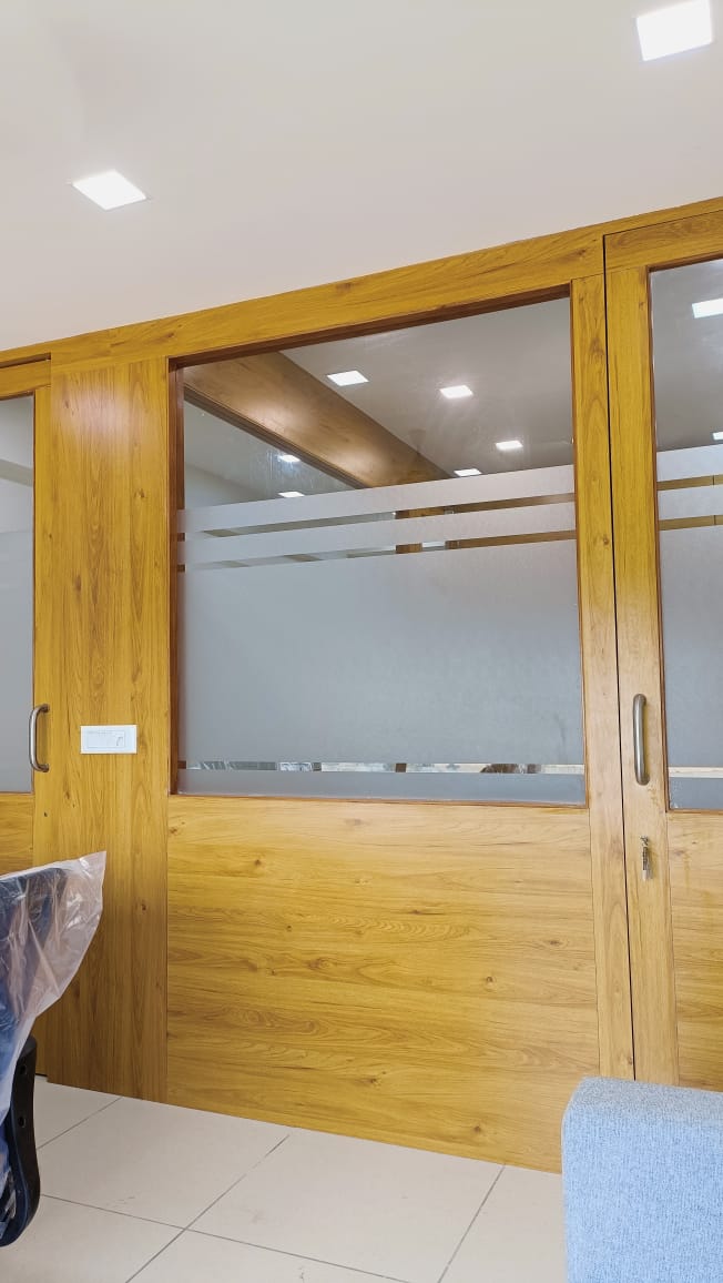 785 Sq. Ft. Commercial Office for Rent in Ashram Road Ahmedabad - Media 2