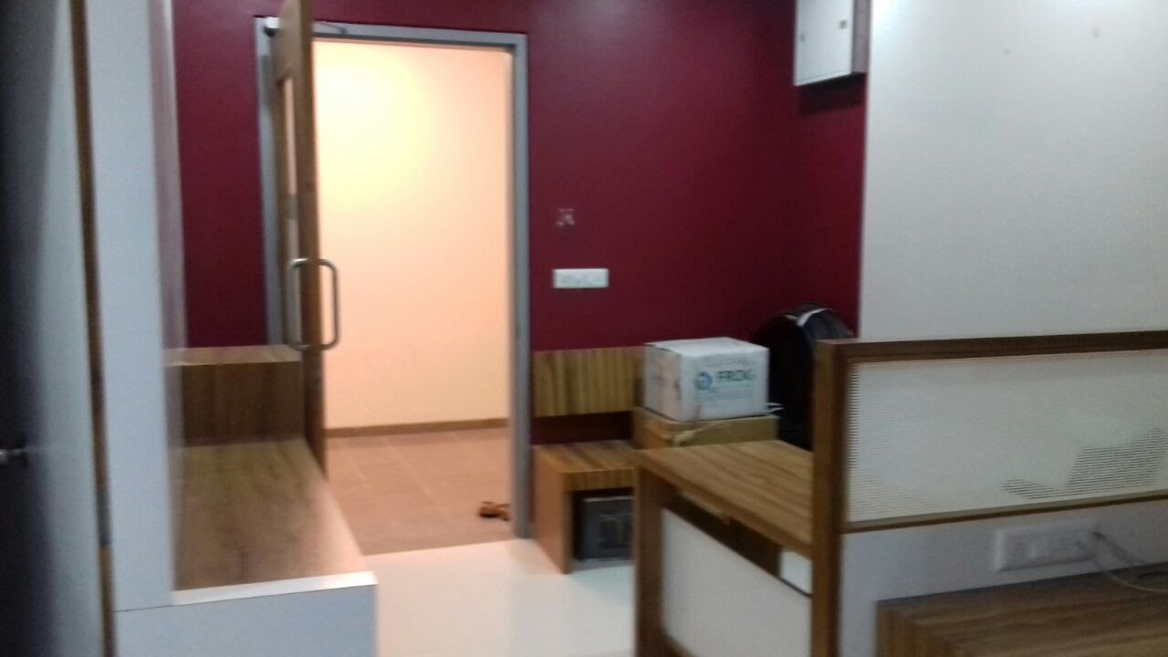 1172 Sq. Ft. Commercial Office for Rent in Sg Highway Ahmedabad - Media 2