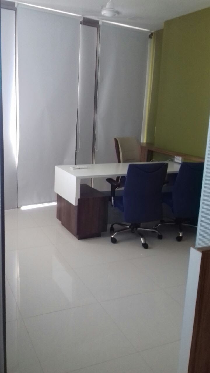1172 Sq. Ft. Commercial Office for Rent in Sg Highway Ahmedabad - Media 6