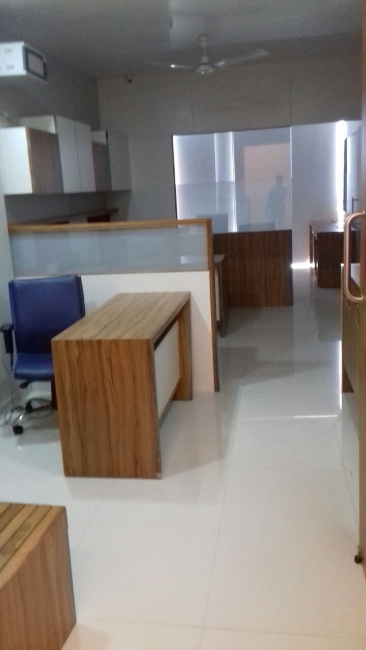 1172 Sq. Ft. Commercial Office for Rent in Sg Highway Ahmedabad - Media 8